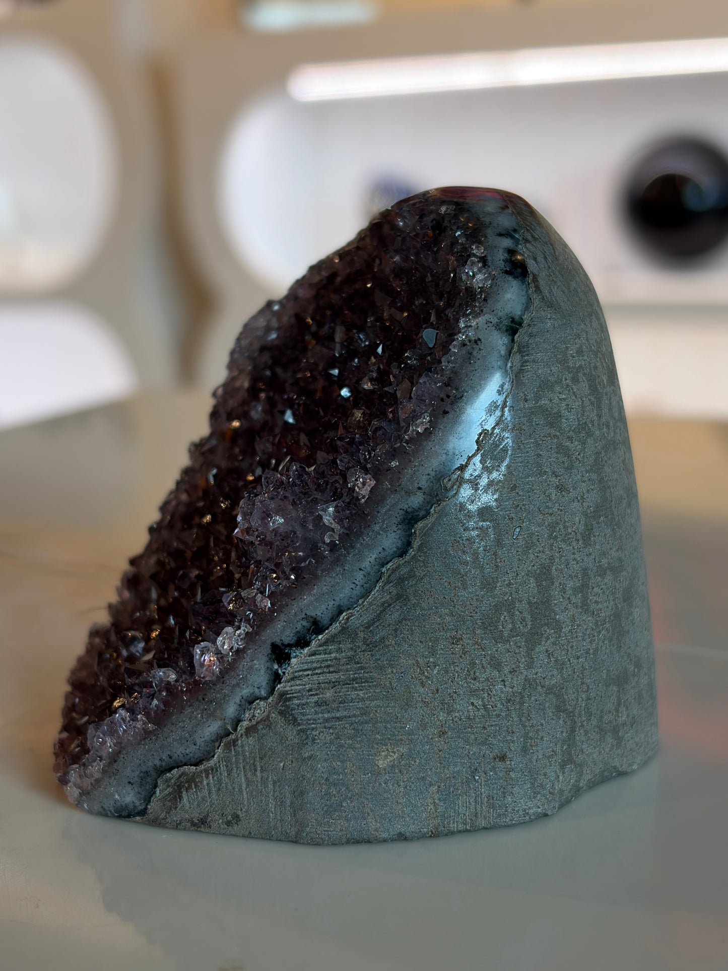 Black Amethyst Cut Base BA01