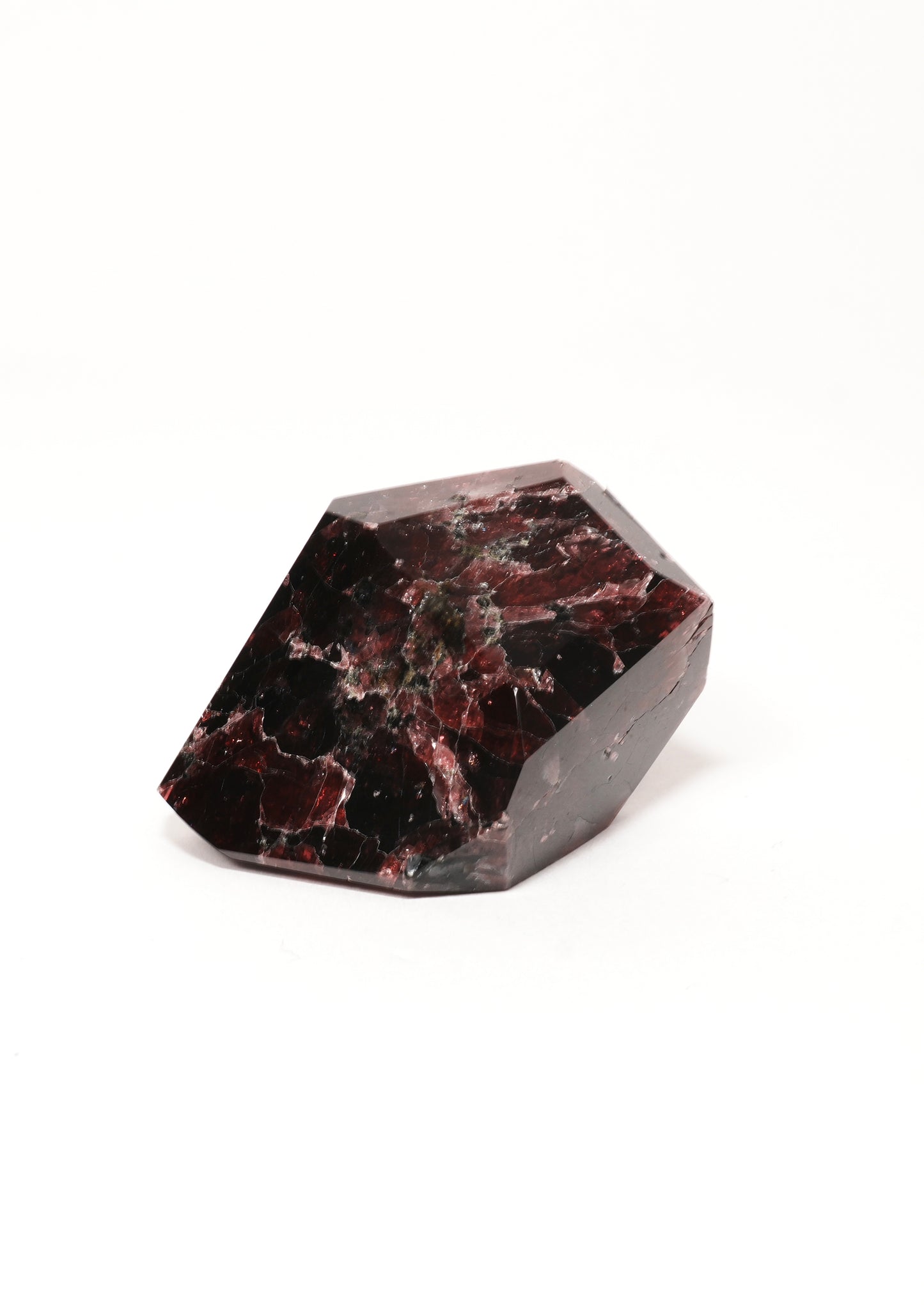 Rhodolite Garnet G32