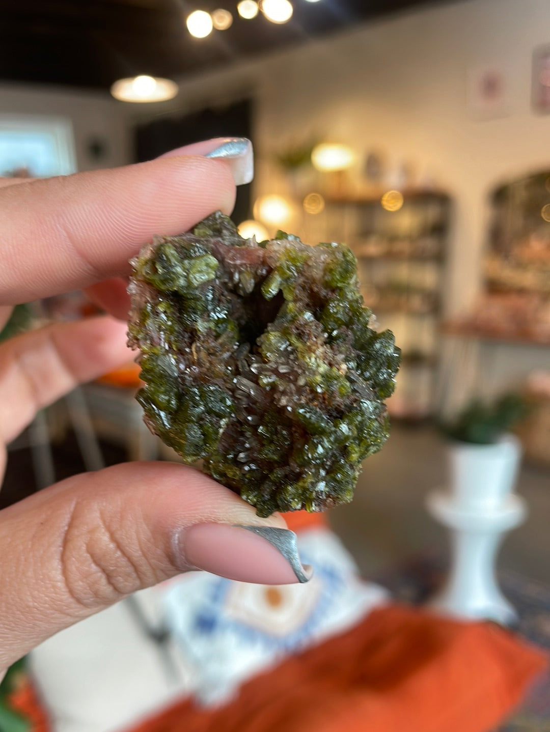 Small High Grade Moroccan epidote – MEP03