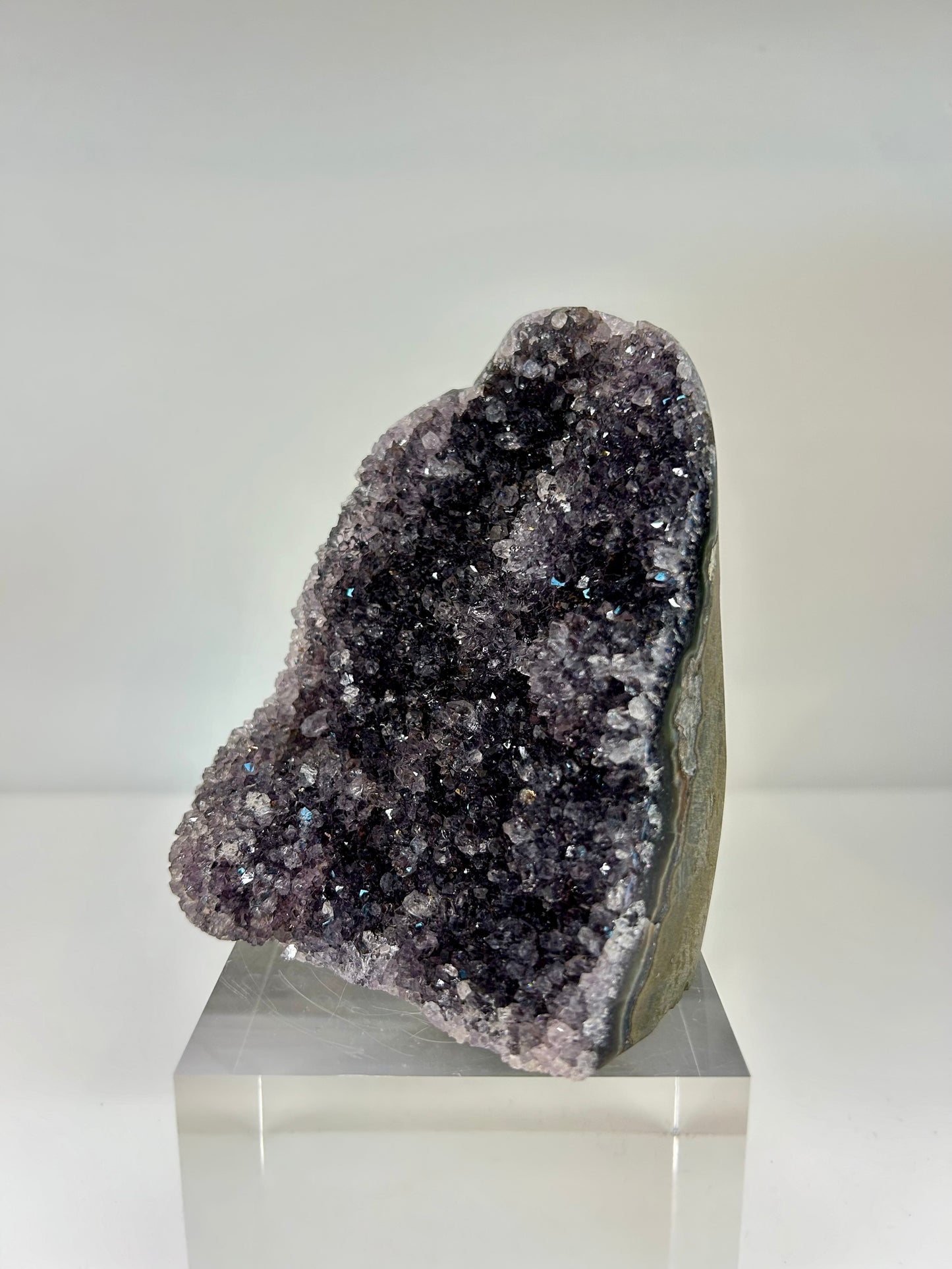 Black Amethyst Cut Base BA02