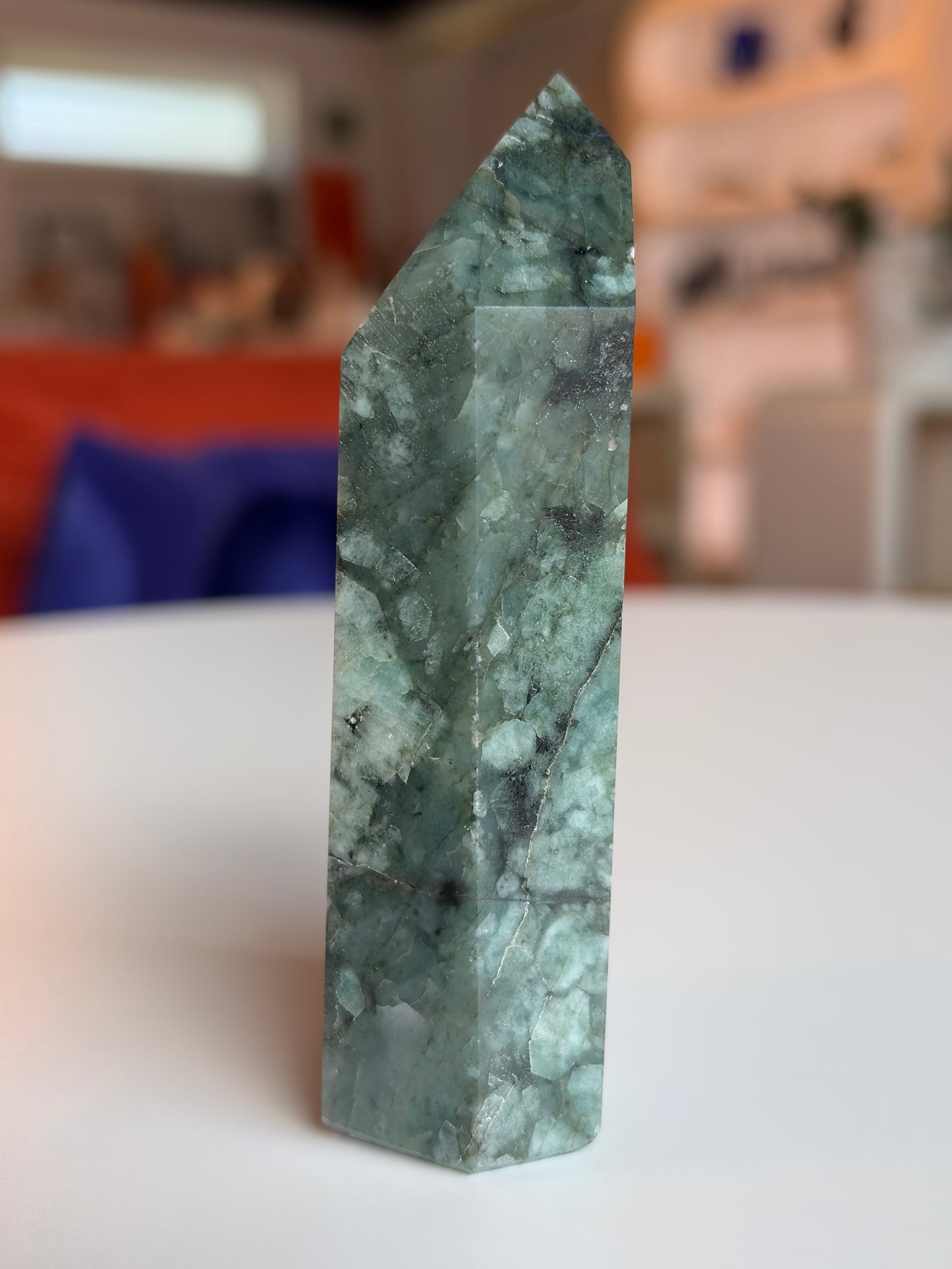 Brazilian Emerald Tower ET01
