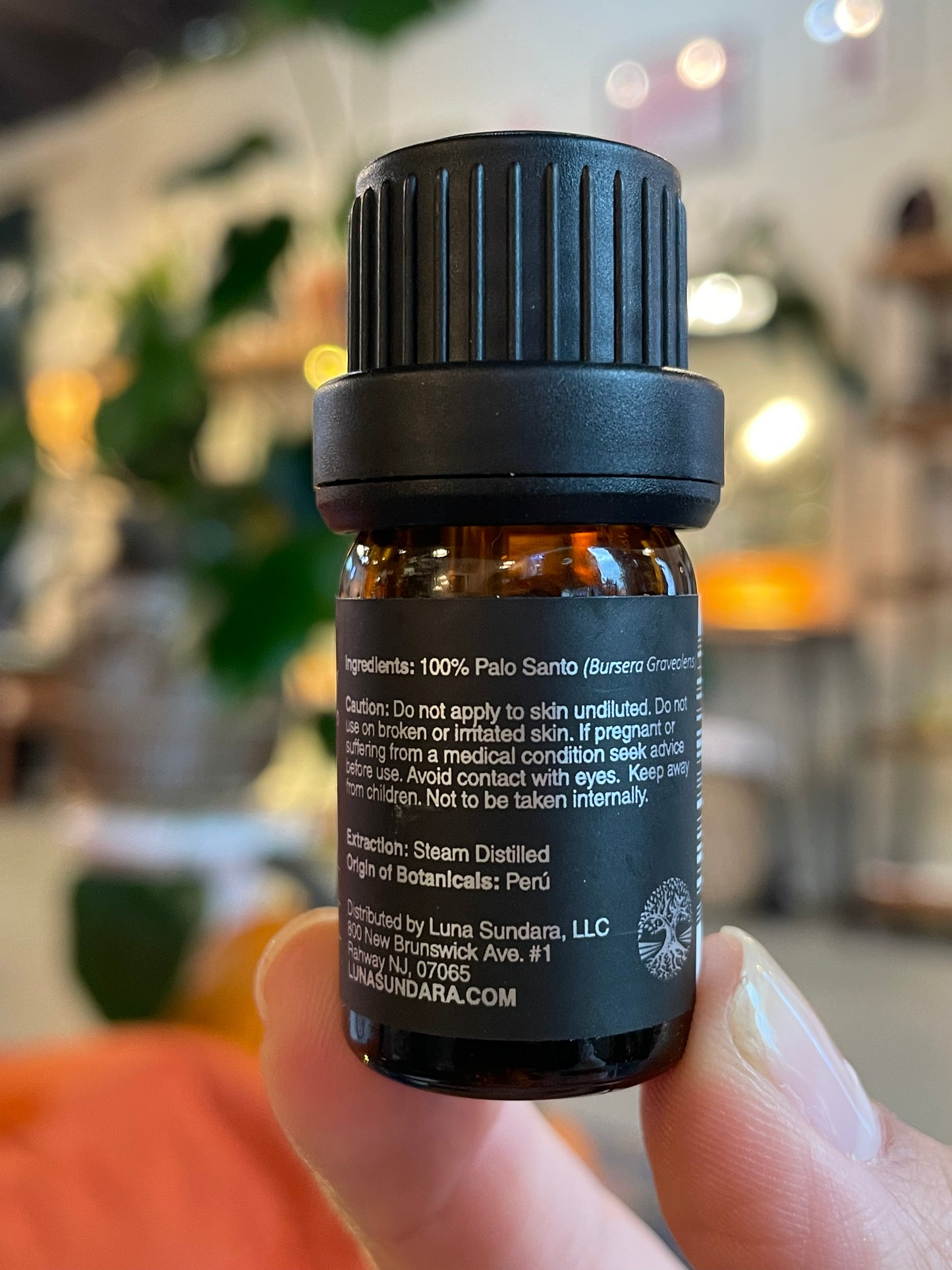 Palo Santo Essential Oil by Luna Sundara