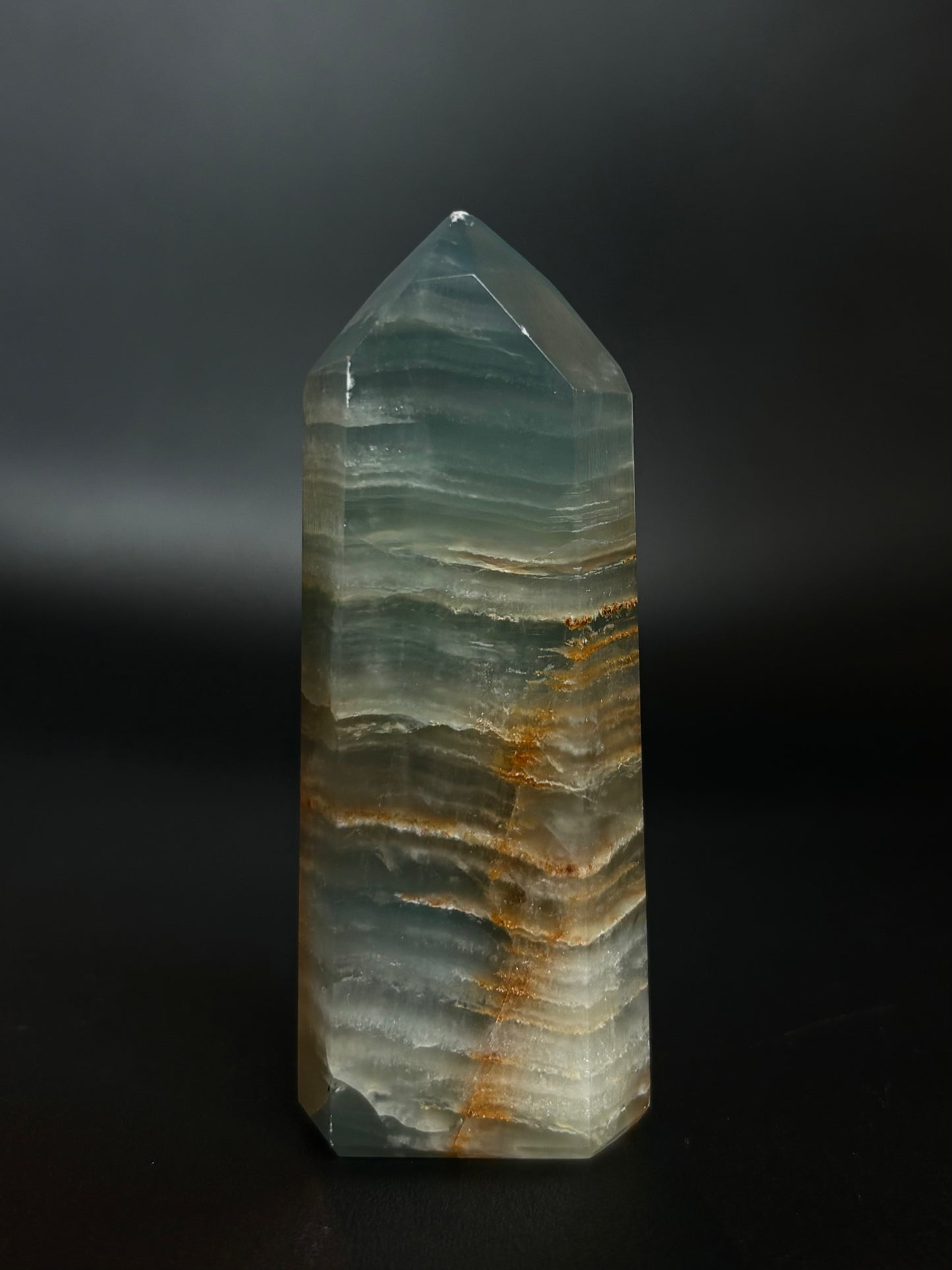 Brazilian Blue Onyx Tower : BOT08