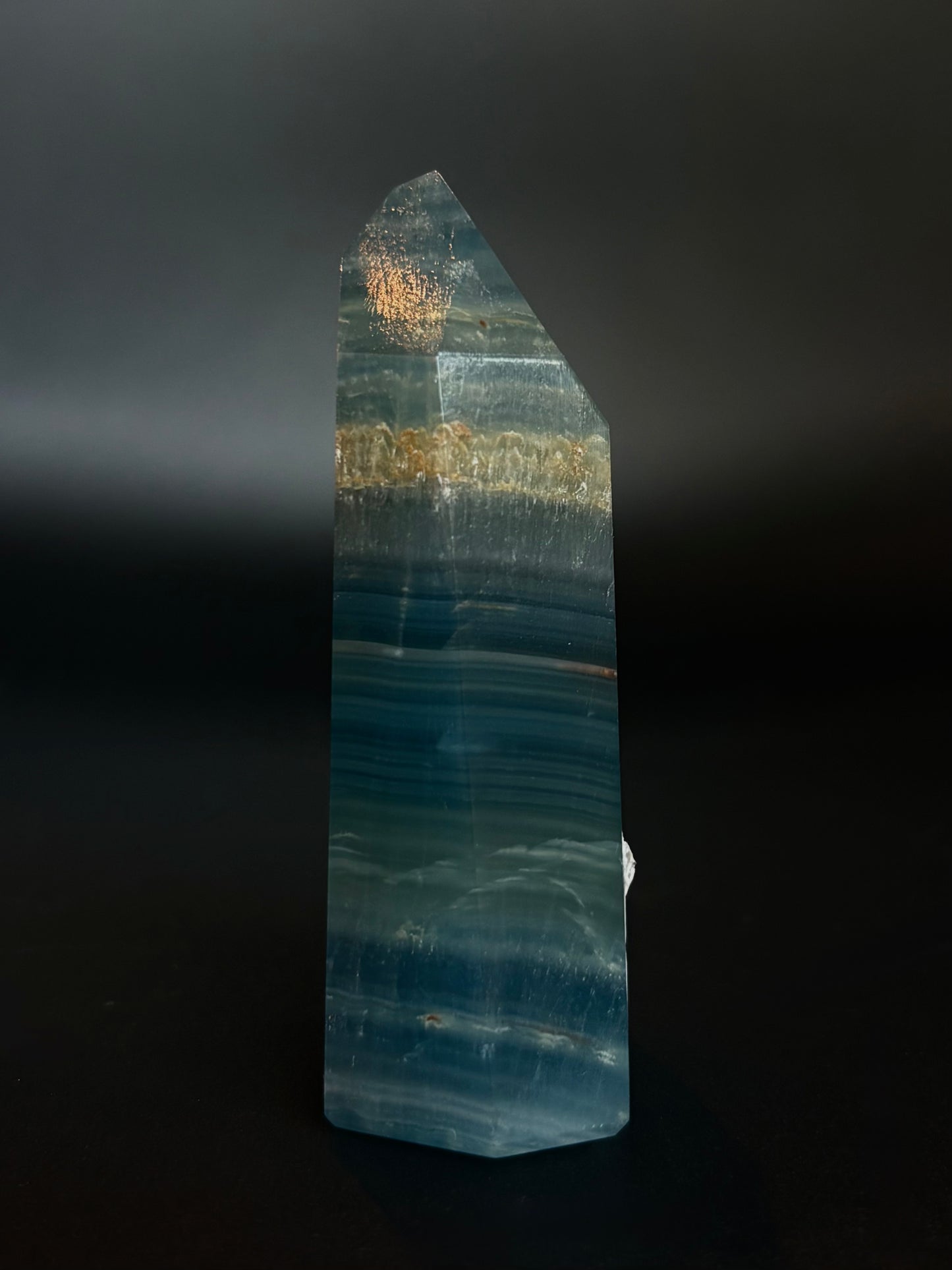 Brazilian Blue Onyx Tower : BOT02