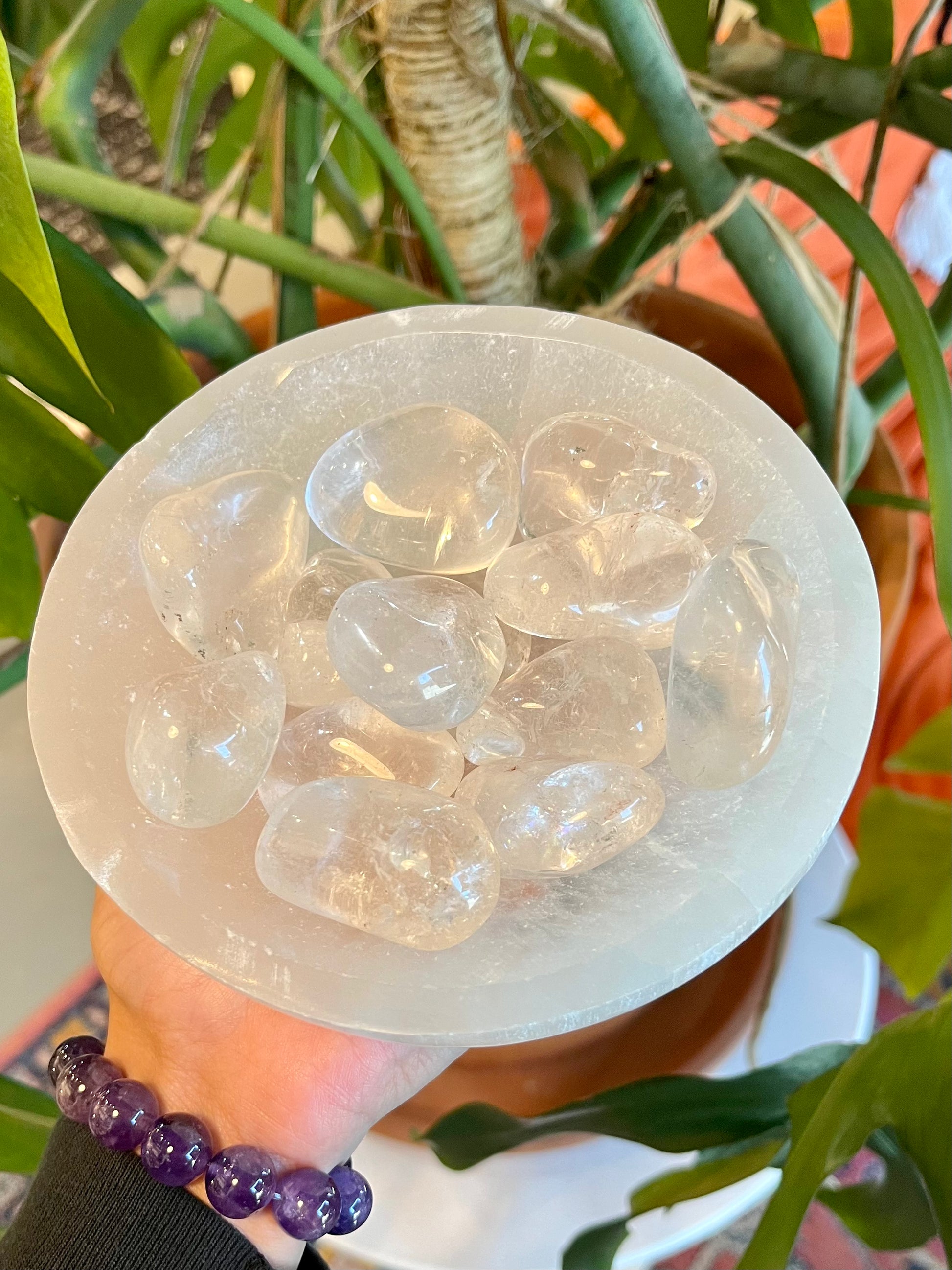 Clear Quartz Tumble- Large - Luna Metaphysical