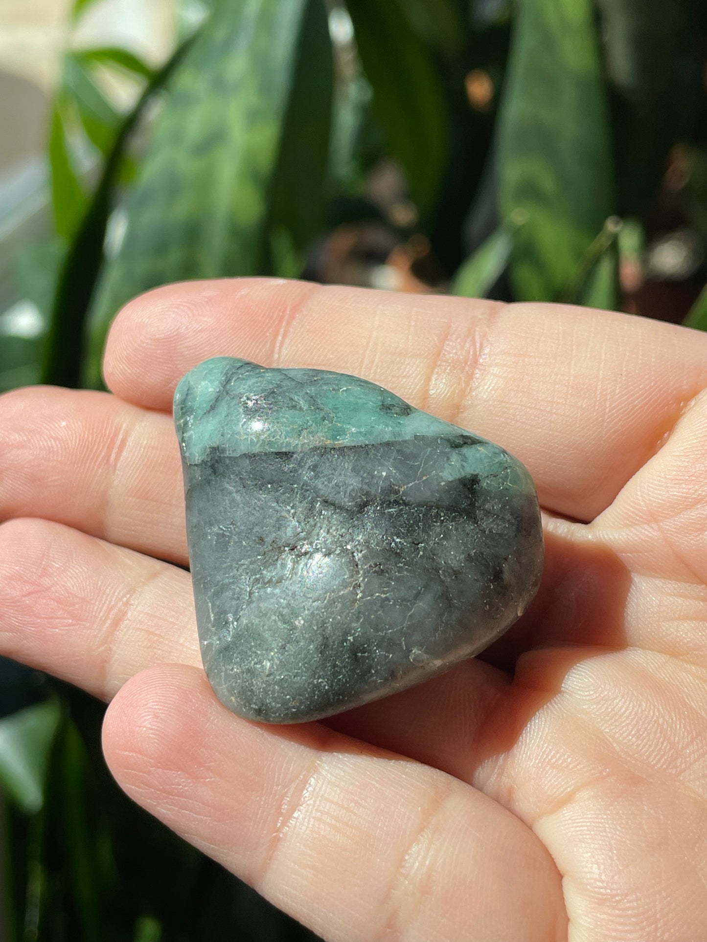 Colombian Emerald - medium tumbled - Luna Metaphysical