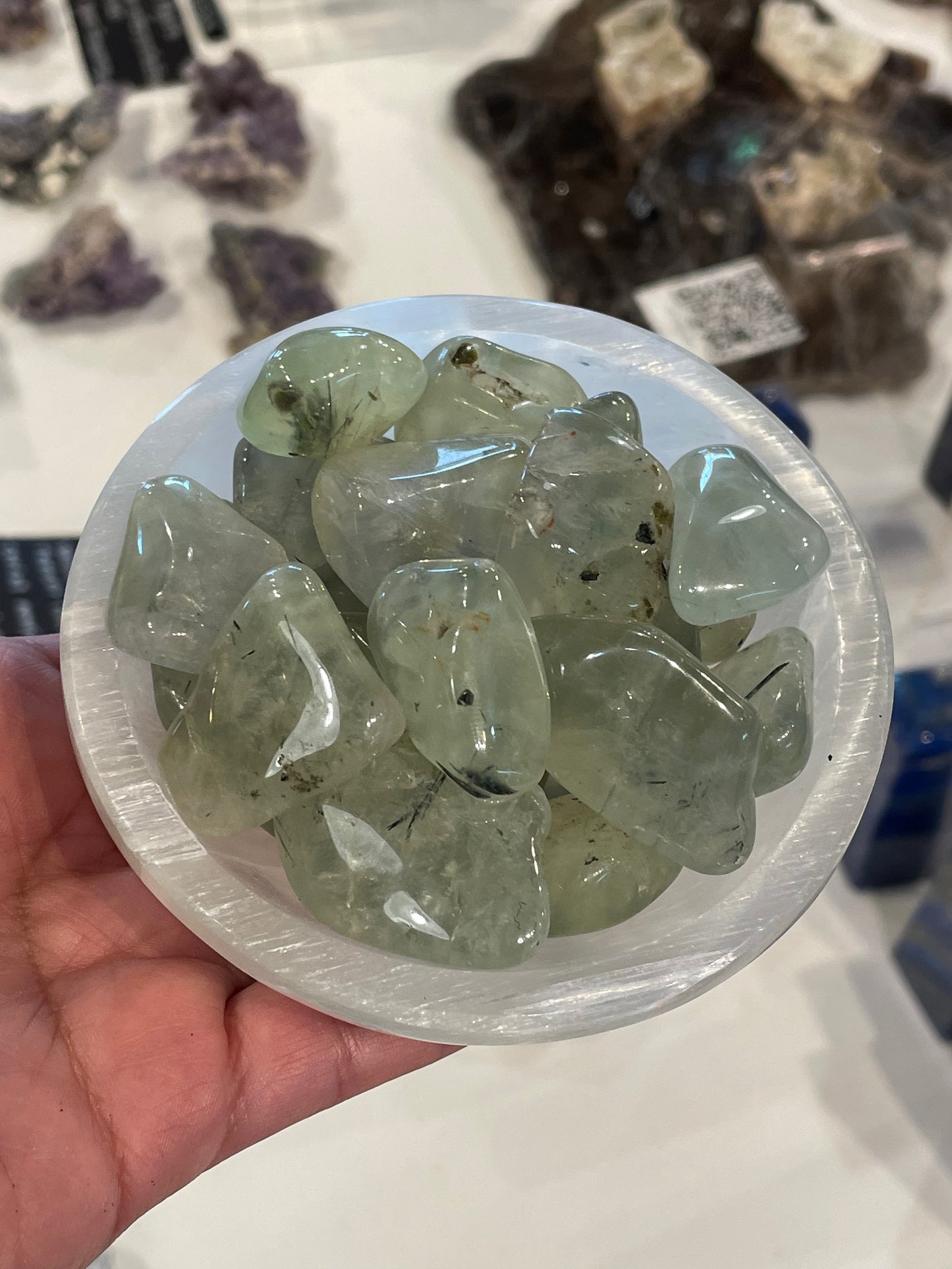 Medium Prehnite