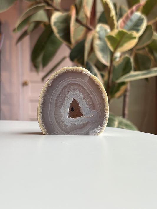 Agate Cut Base