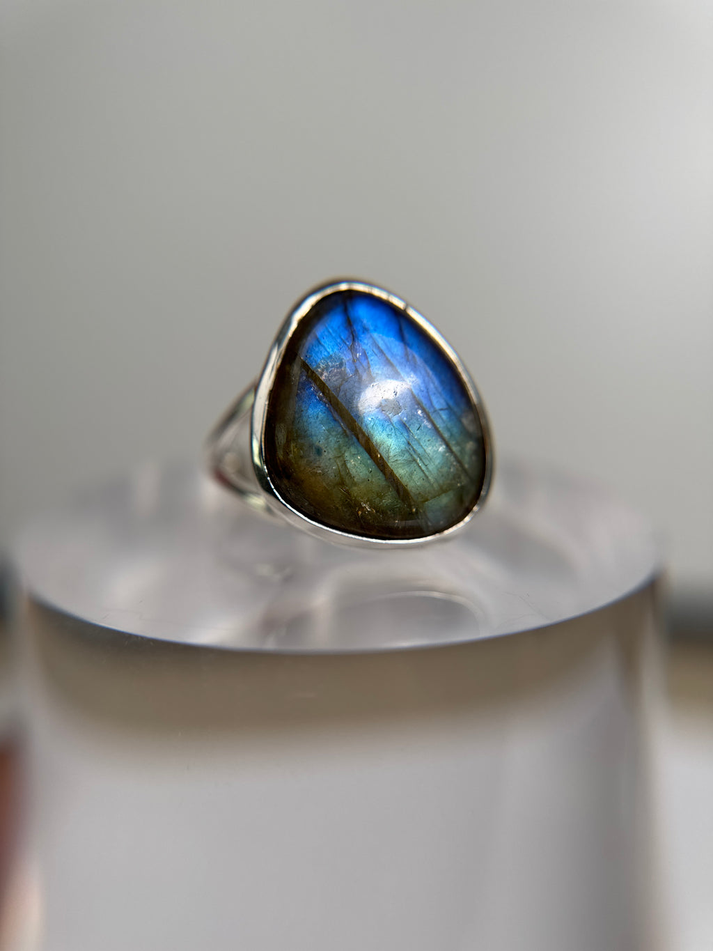 Premium Multi-flash Labradorite Ring Size 11
