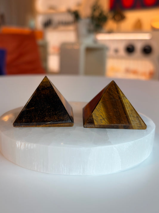 Small Tiger’s Eye Pyramids