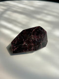 Rhodolite Garnet G16