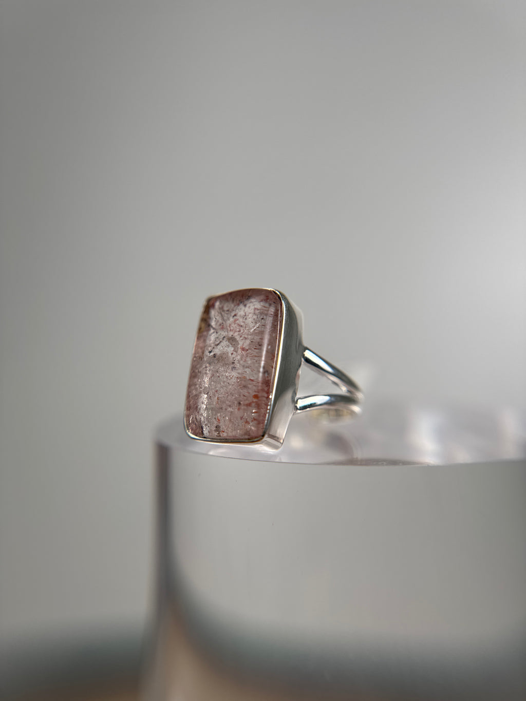 Orire Quartz Ring Size 6