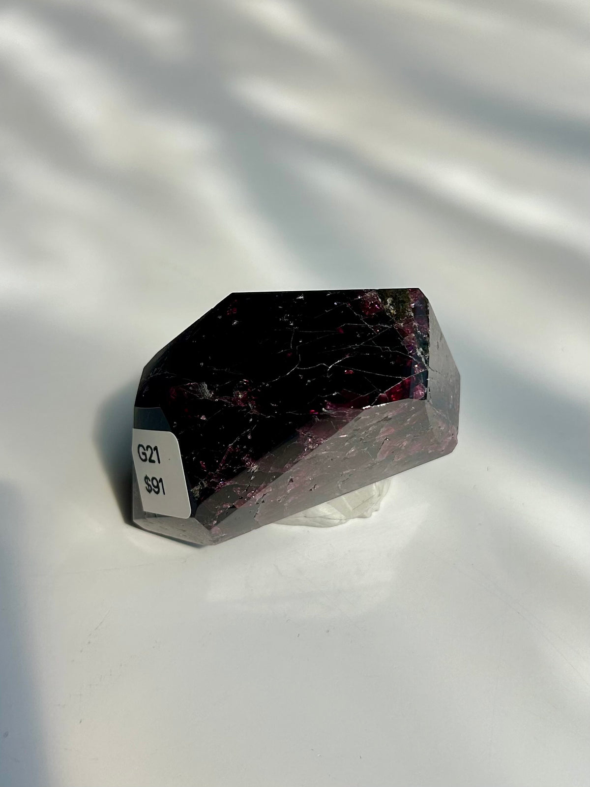 Rhodolite Garnet G21