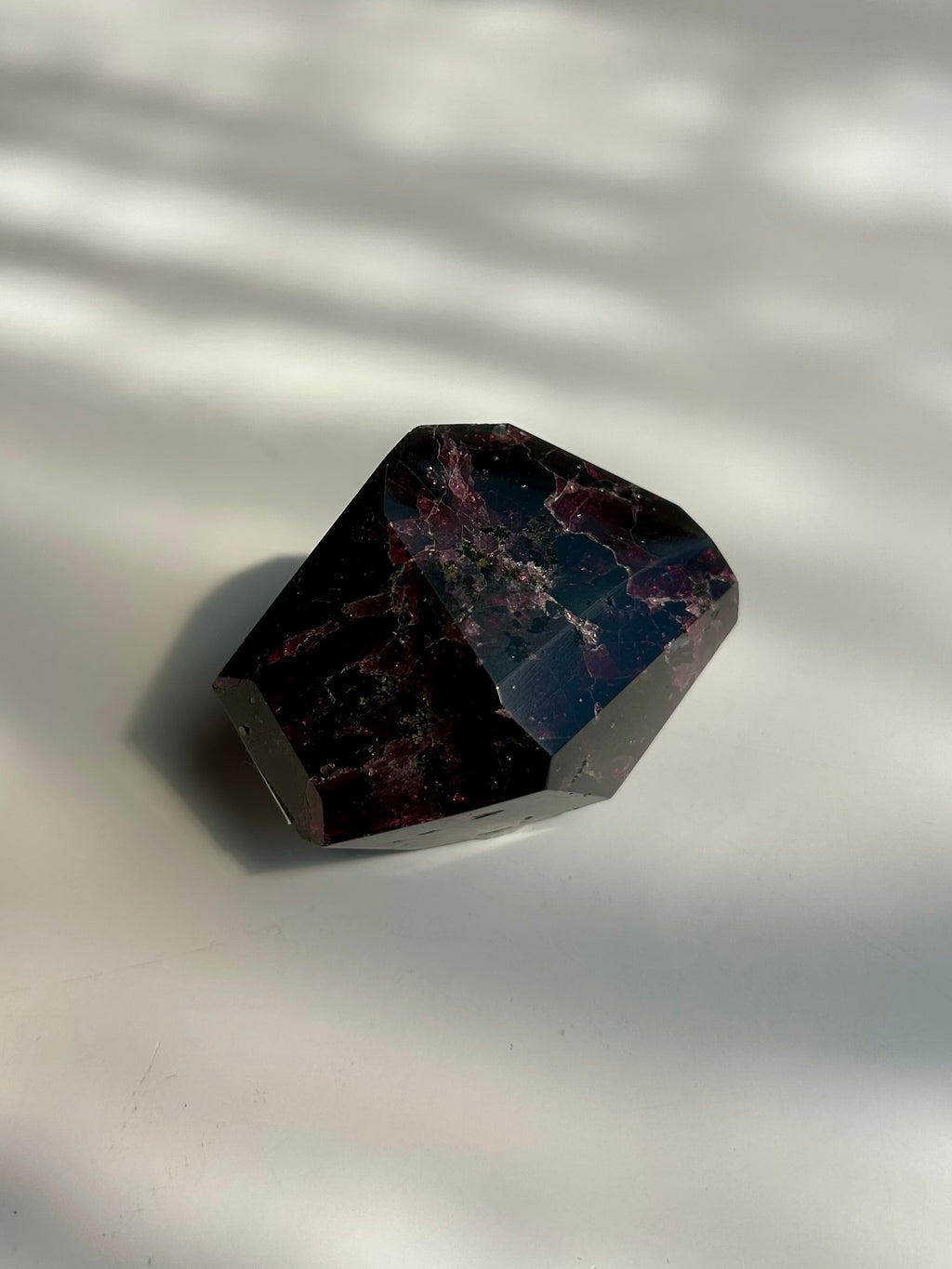 Rhodolite Garnet G32