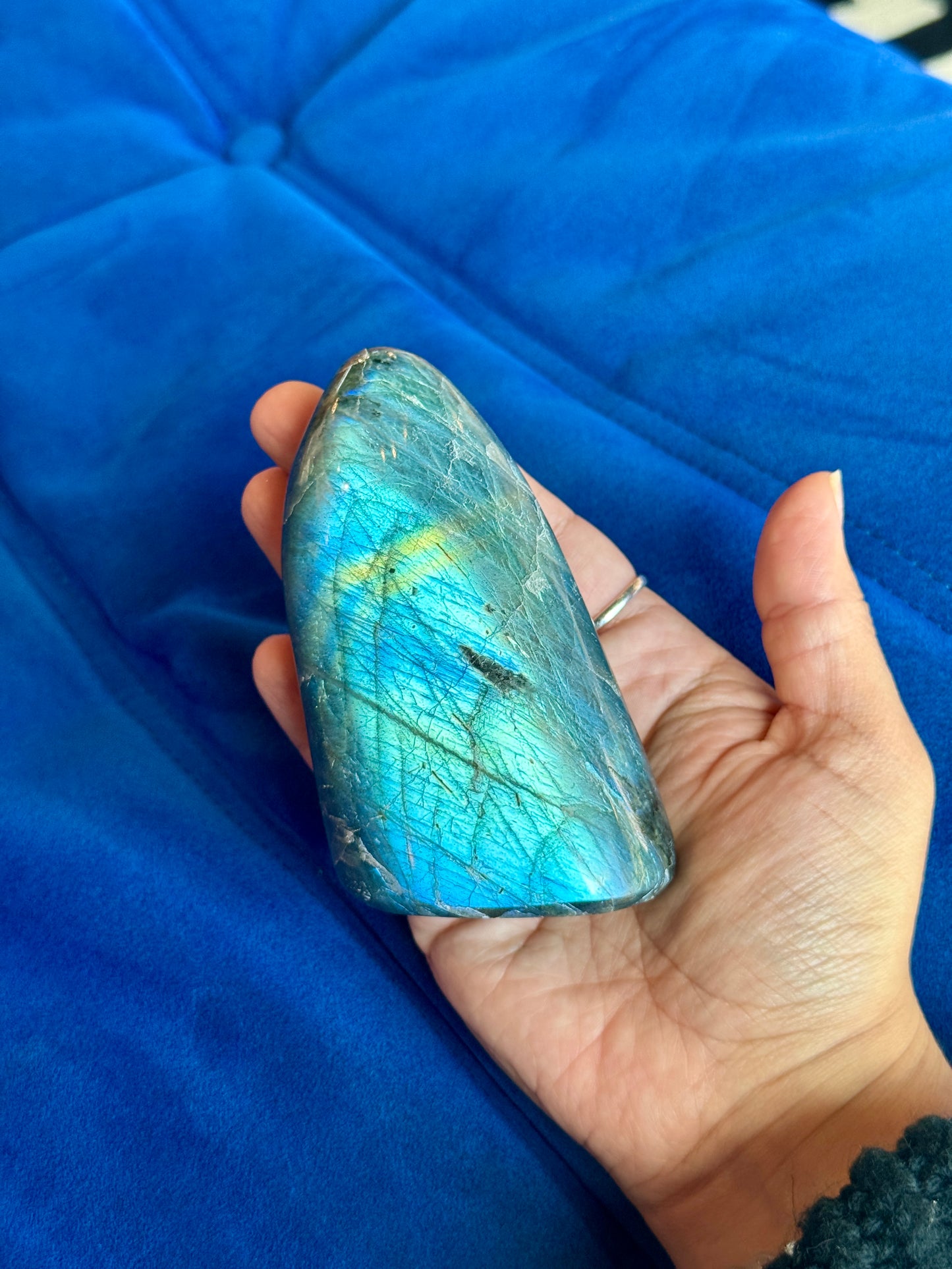 High Flash Polished Labradorite - LB8