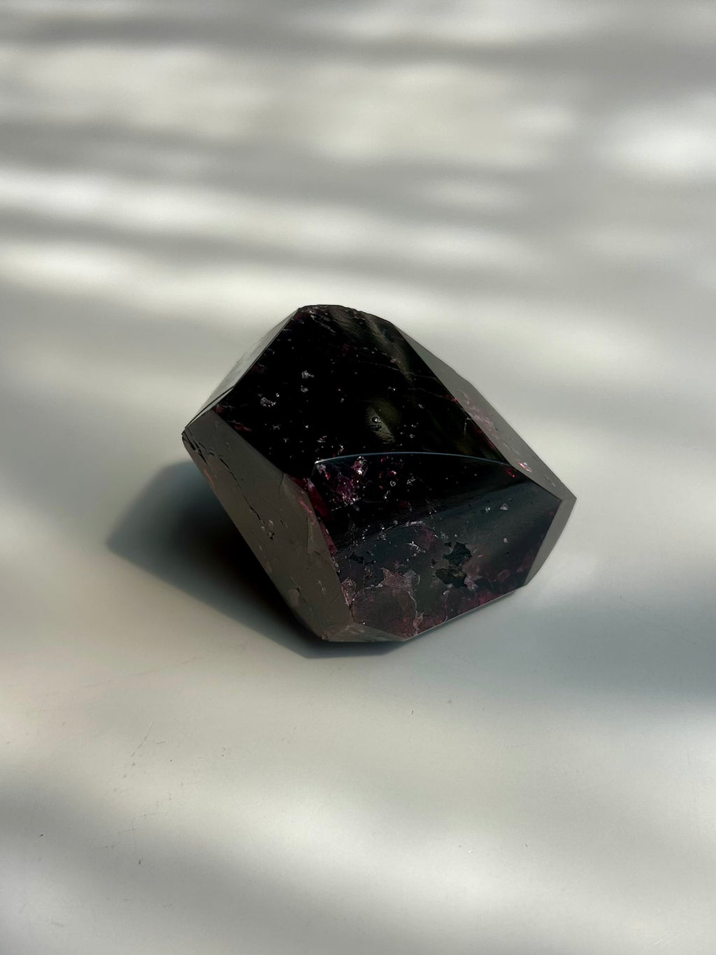Rhodolite Garnet G32