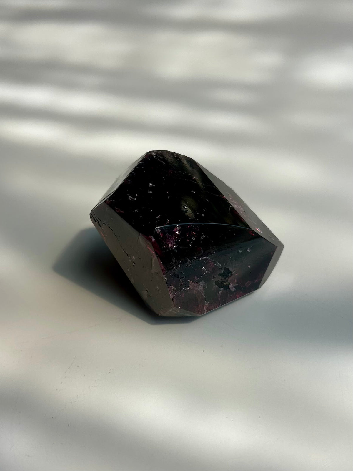 Rhodolite Garnet G32