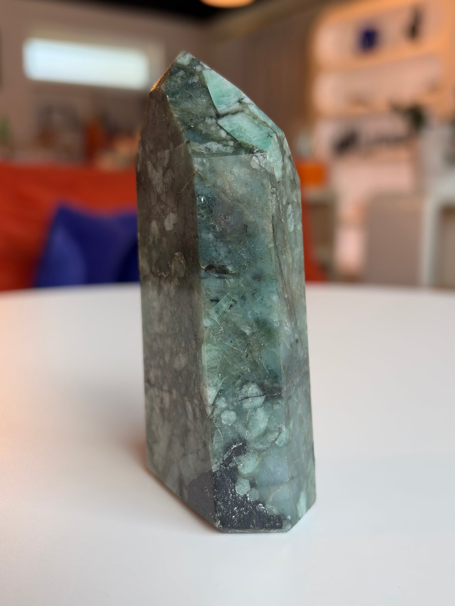 Brazilian Emerald Tower ET01