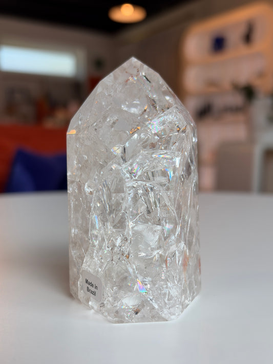 Brazilian Crackle Quartz Tower CQ01