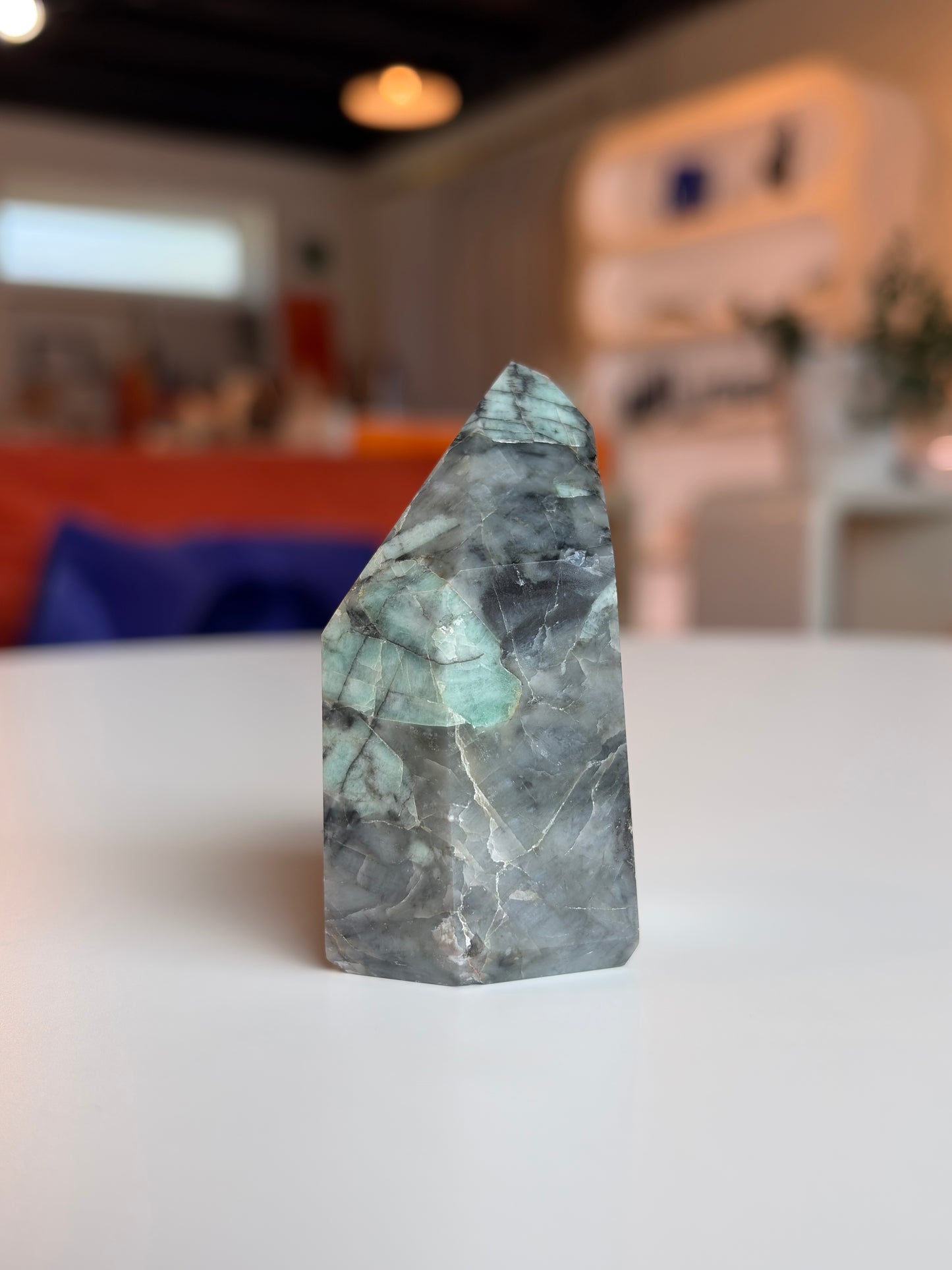 Brazilian Emerald Tower ET04