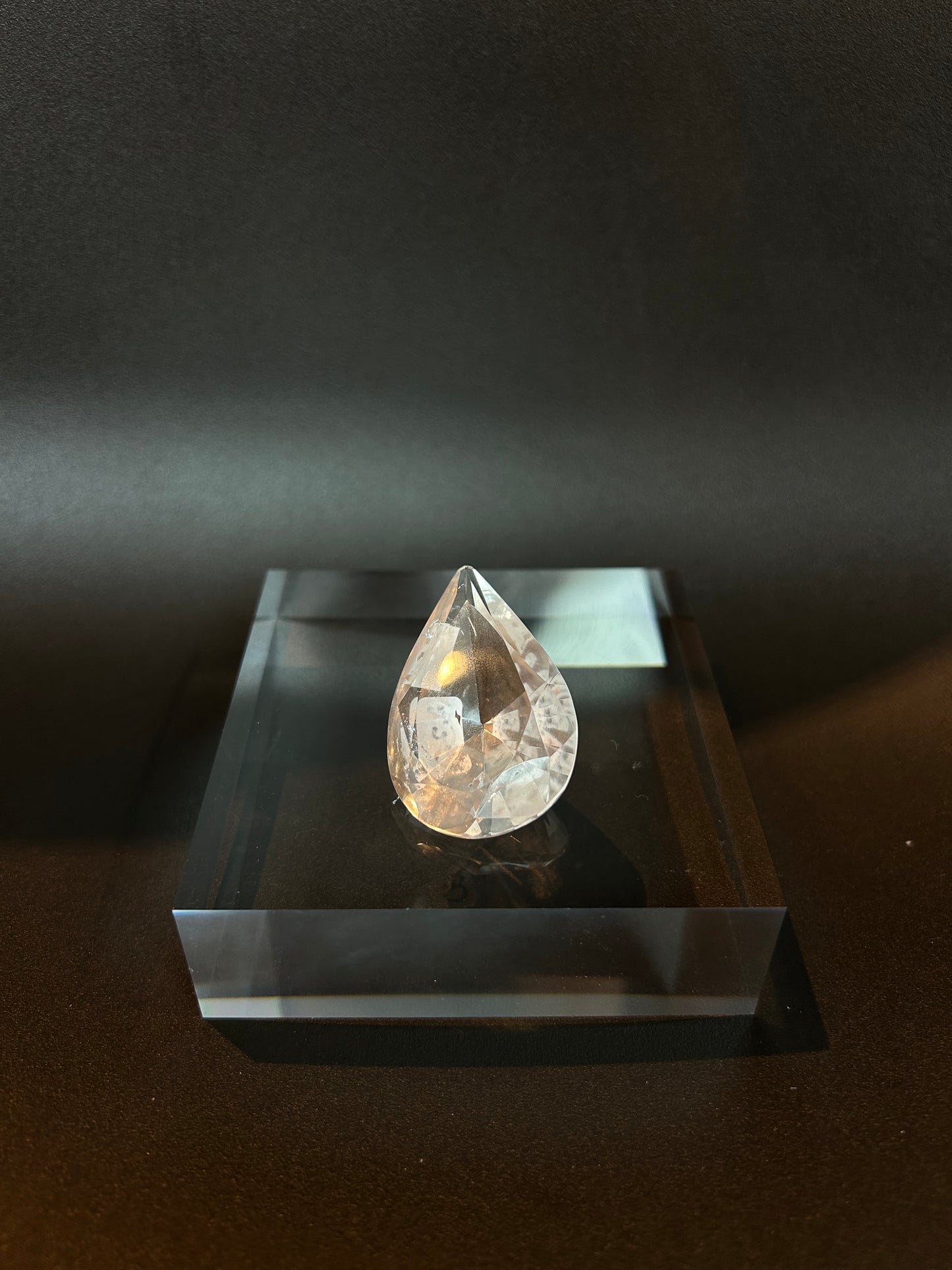 Diamond Cut Clear Quartz :DQ5