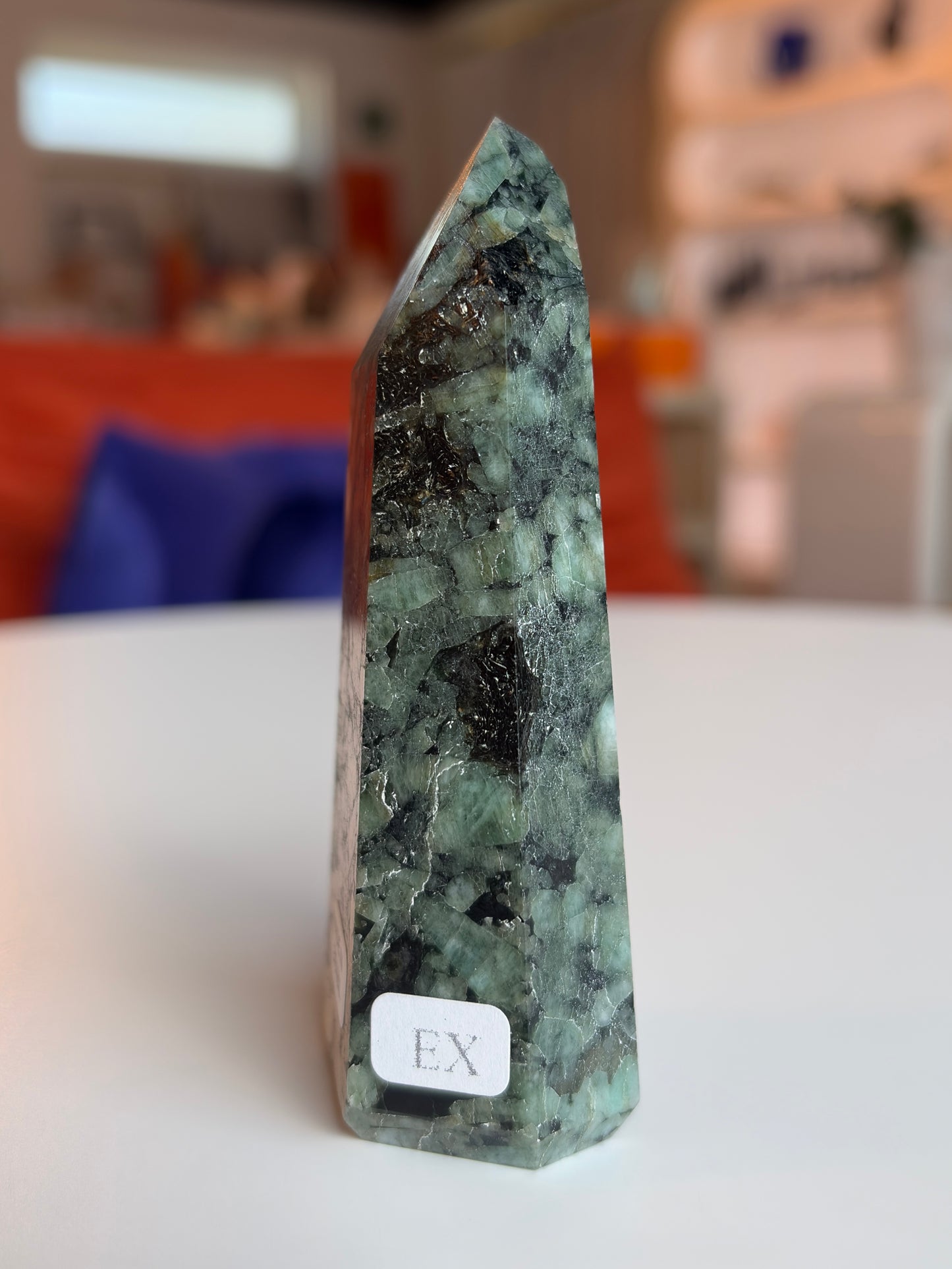 Brazilian Emerald Tower ET02