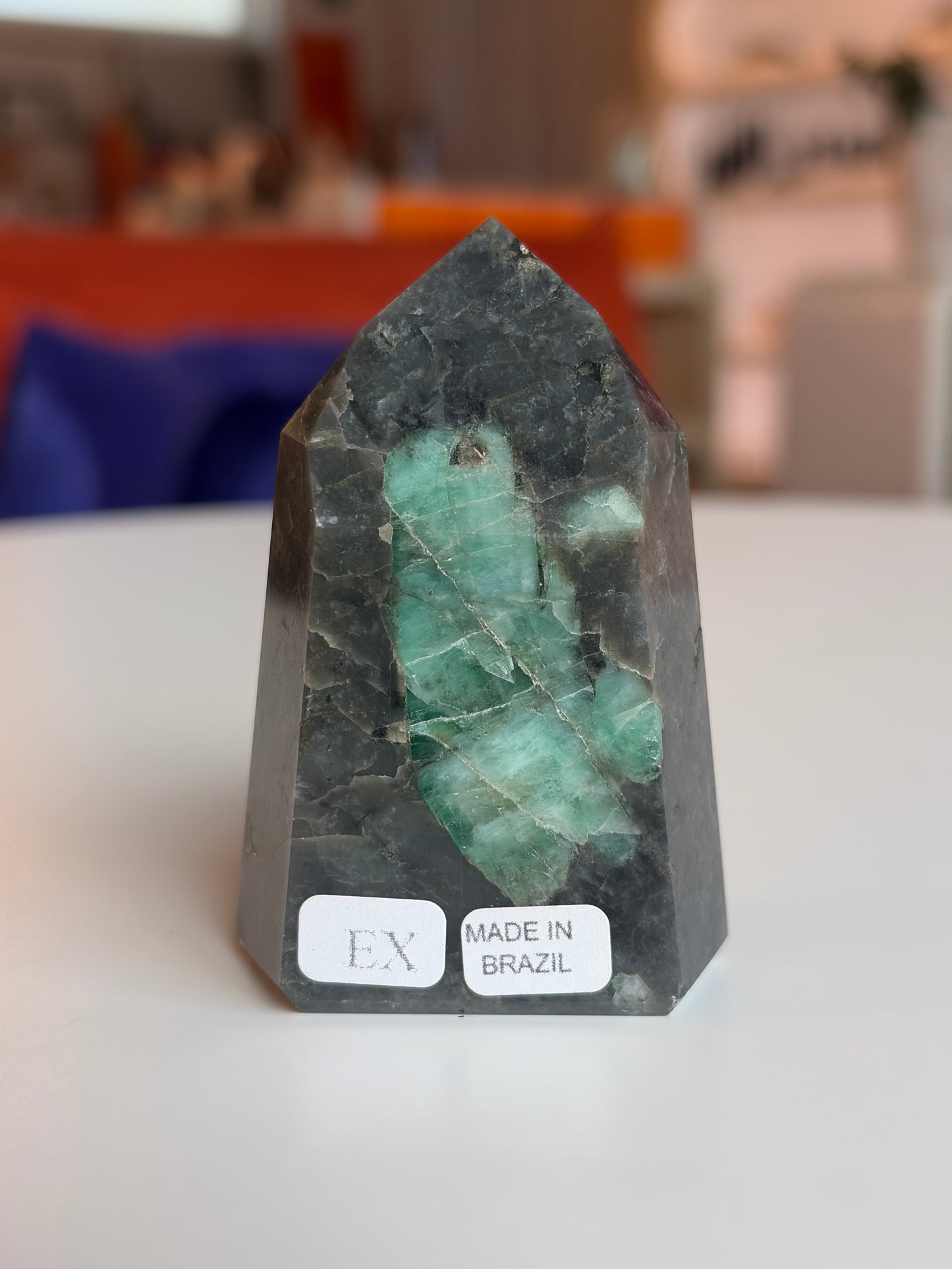 Brazilian Emerald Tower ET03