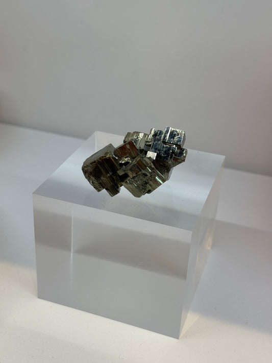 Pyrite Cluster P16