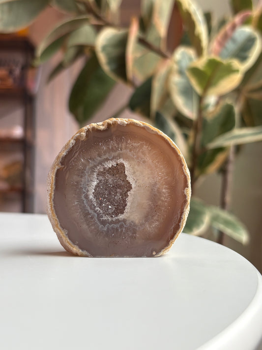 Agate Cut Base