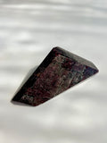 Rhodolite Garnet G18