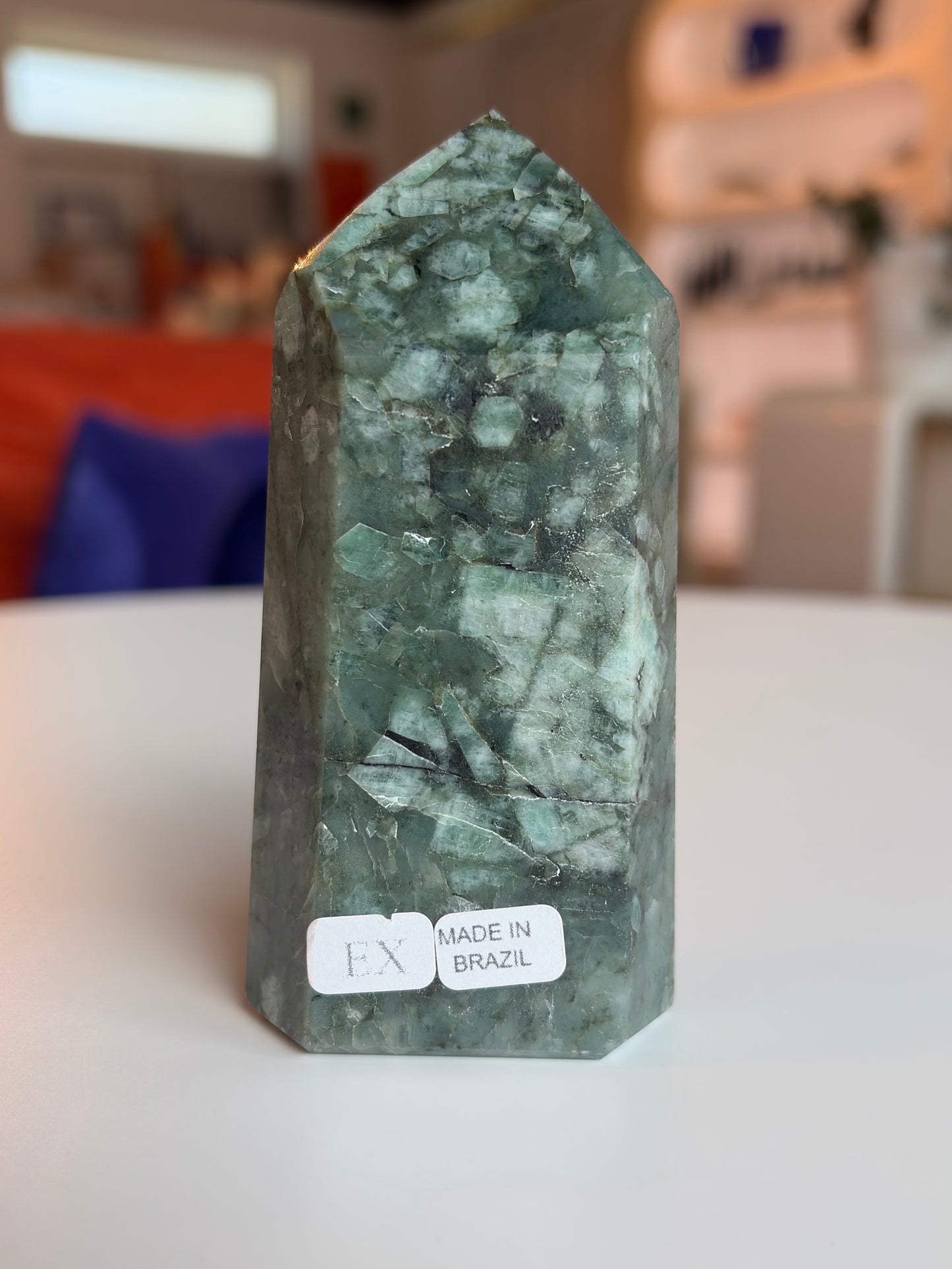 Brazilian Emerald Tower ET01