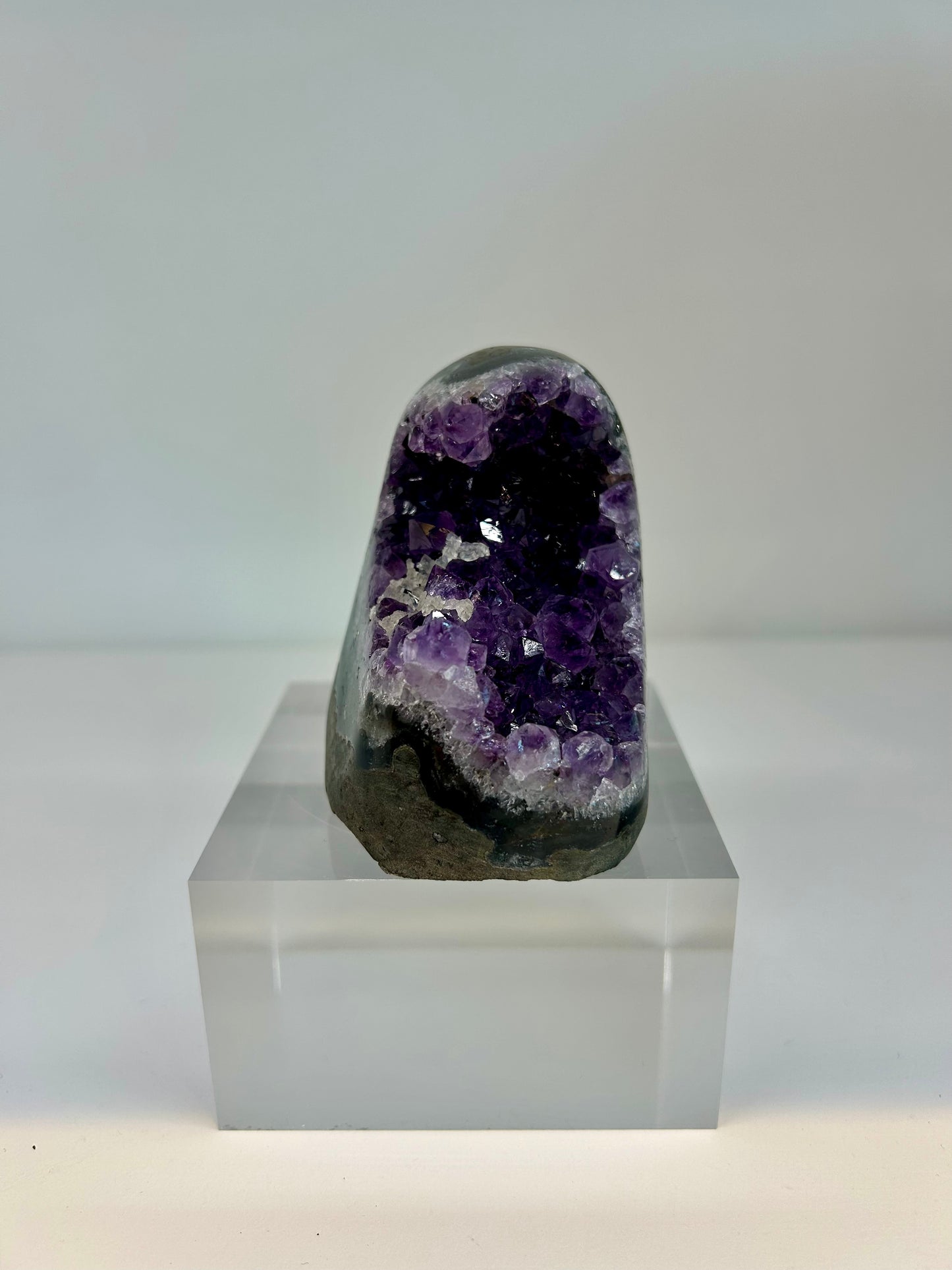 Amethyst Cut Base AC17