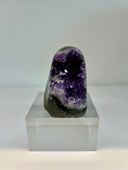 Amethyst Cut Base AC17