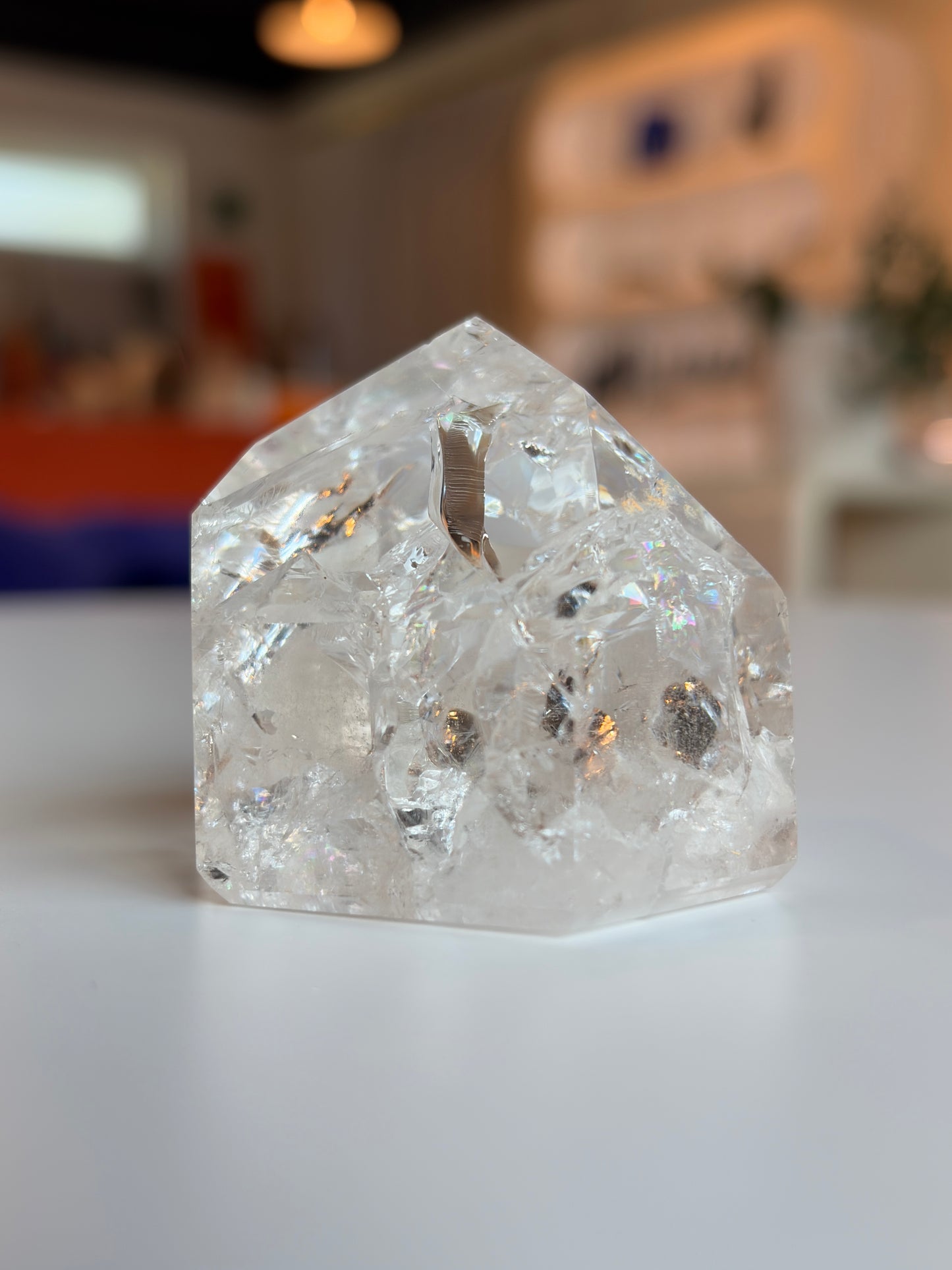 Brazilian Crackle Quartz Tower CQ07
