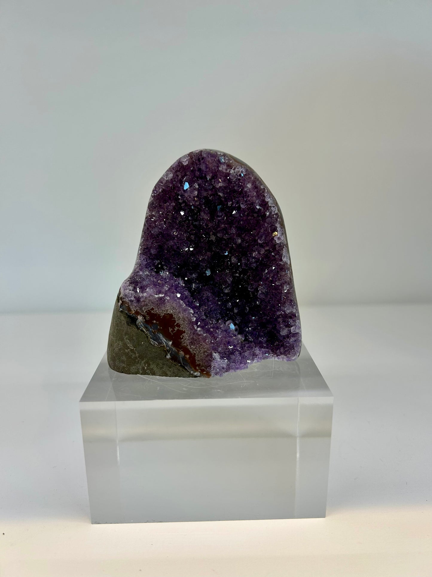 Amethyst Cut Base AC18