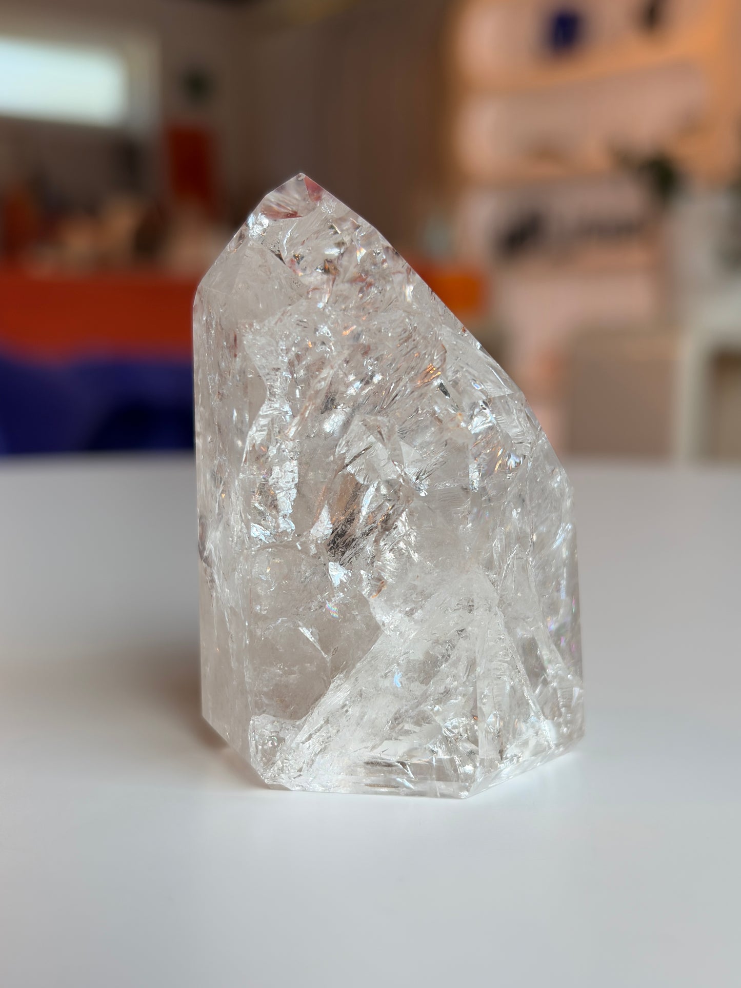Brazilian Crackle Quartz Tower CQ09