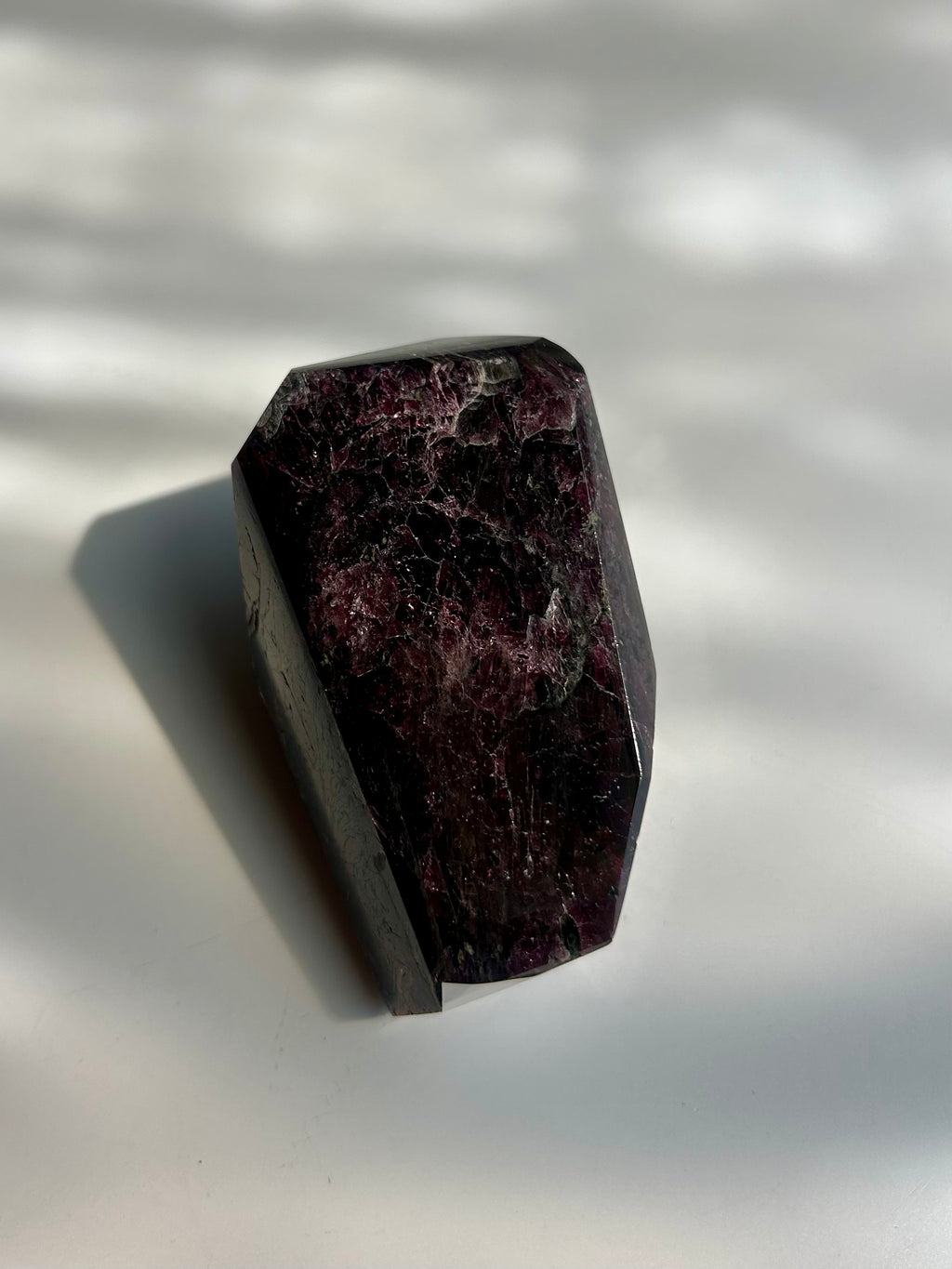 Rhodolite Garnet G16