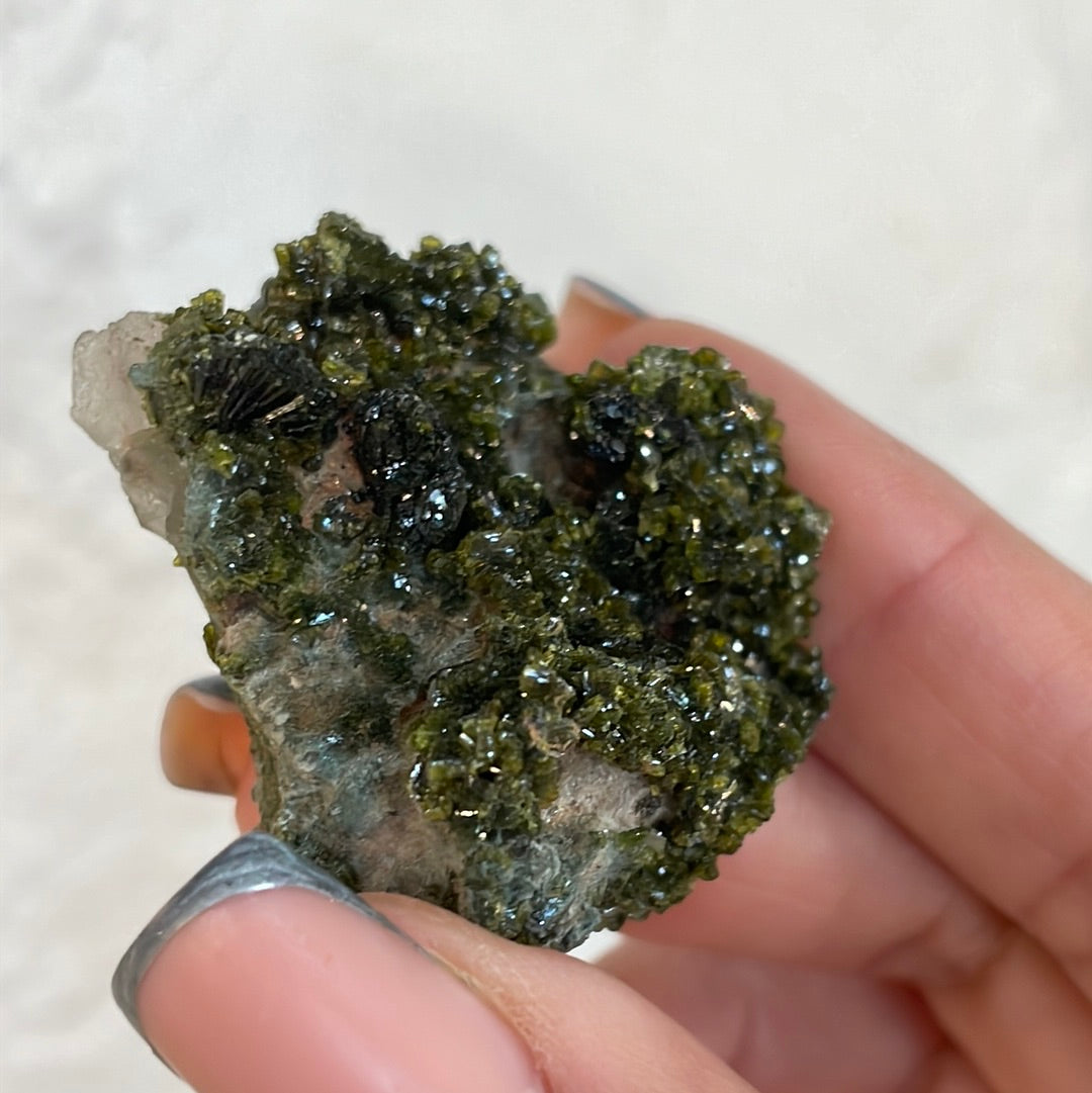 High Grade Moroccan epidote - MEP04