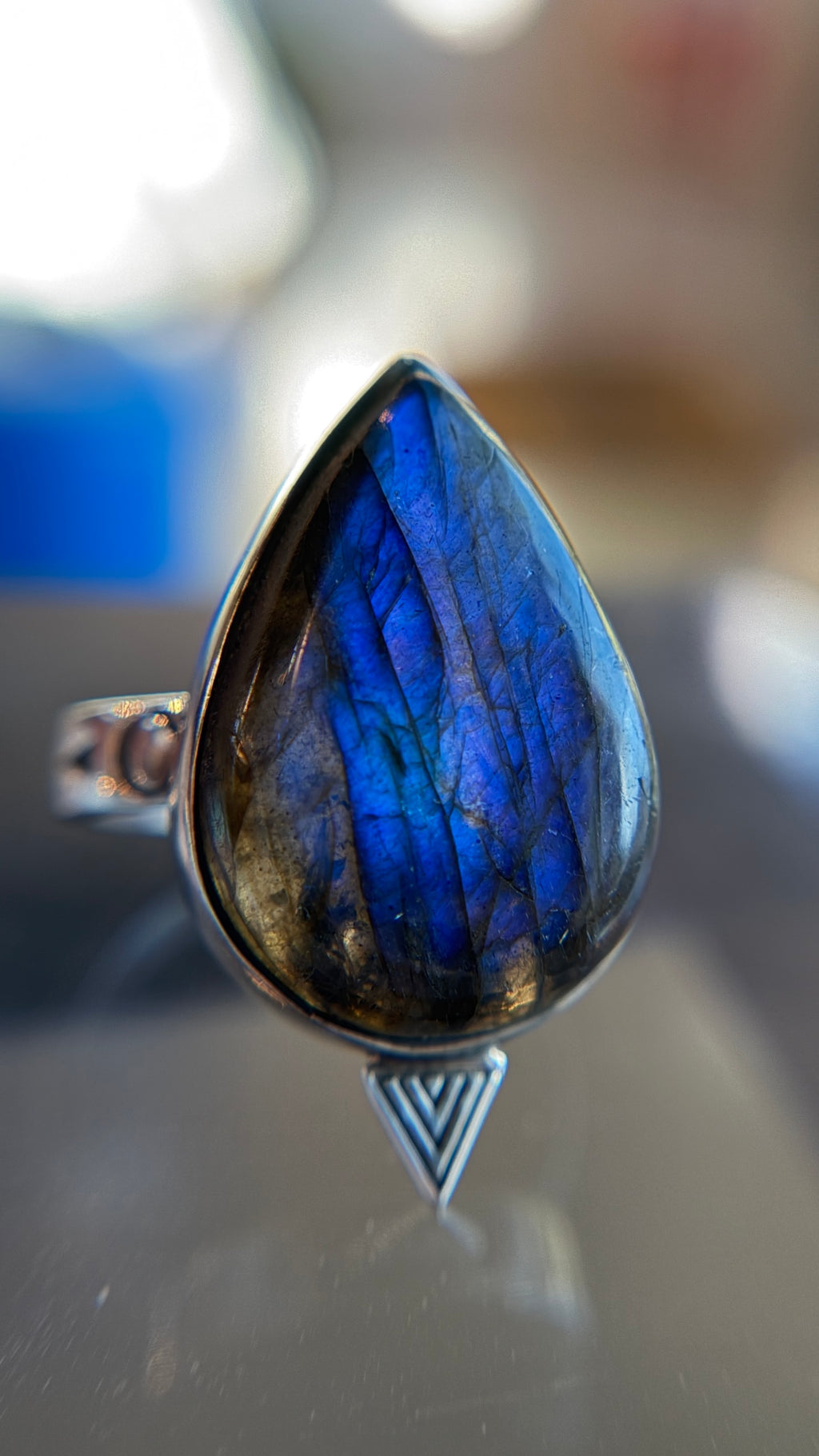 Sterling Silver labradorite Size 8