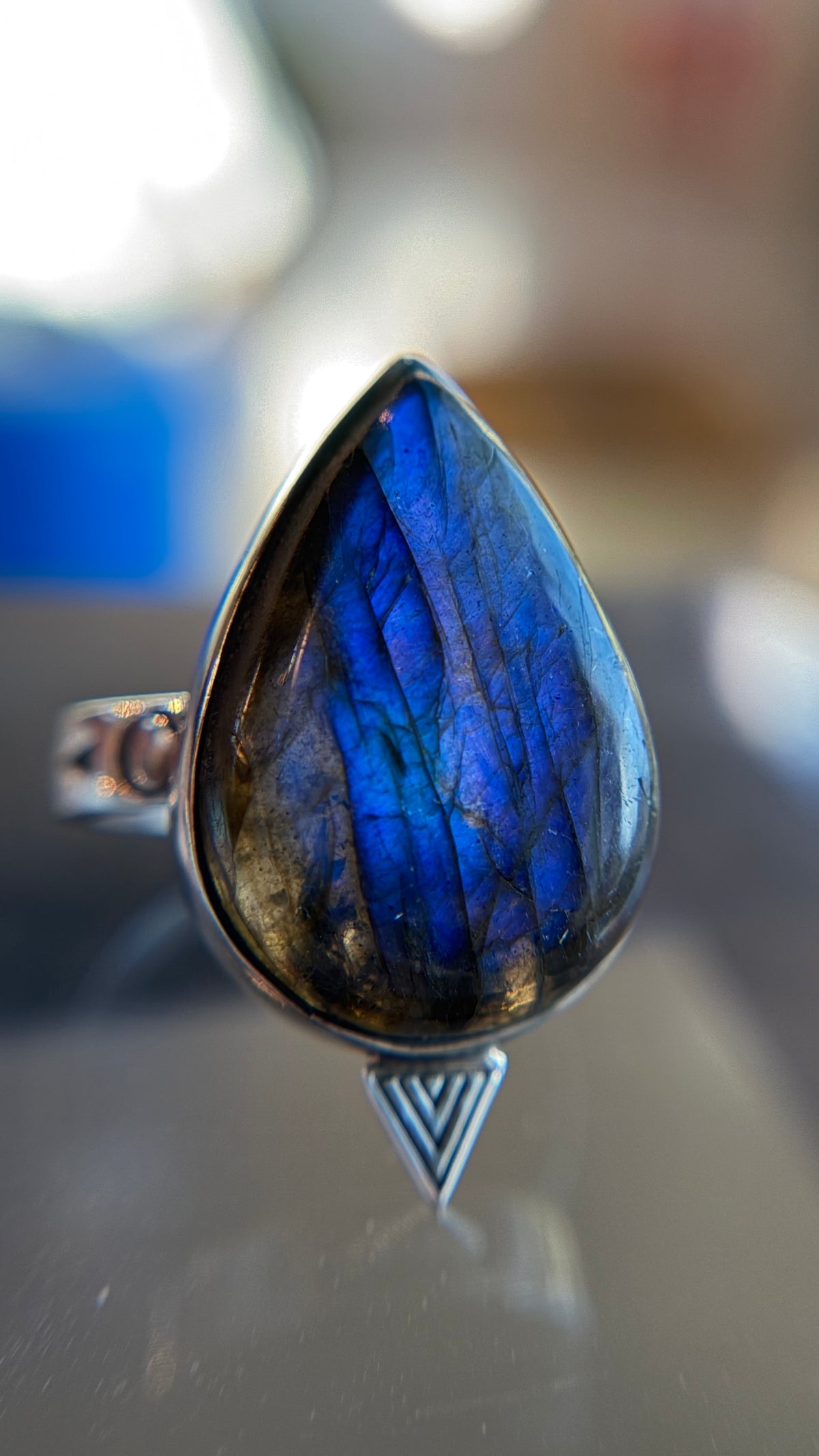 Sterling Silver labradorite Size 8