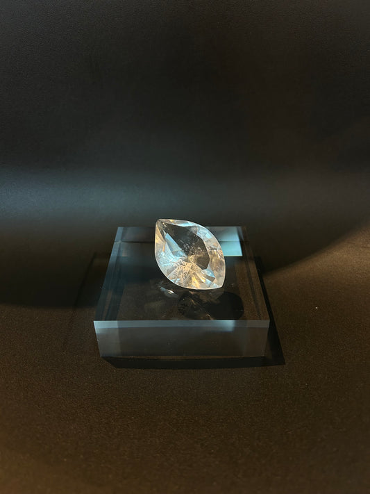 Diamond Cut Clear Quartz :DQ6