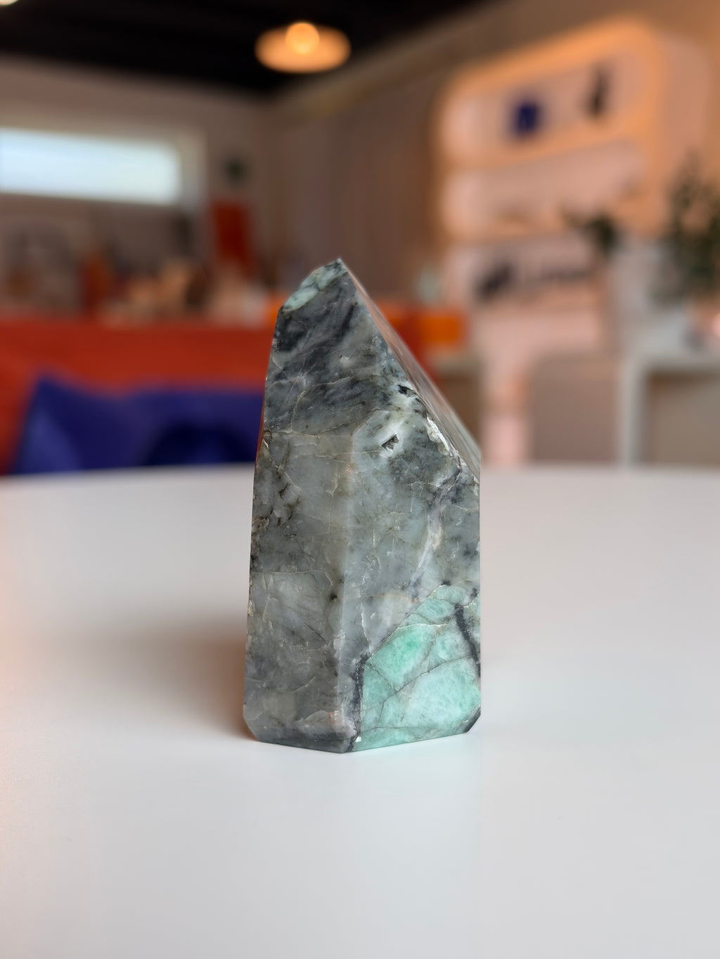 Brazilian Emerald Tower ET04