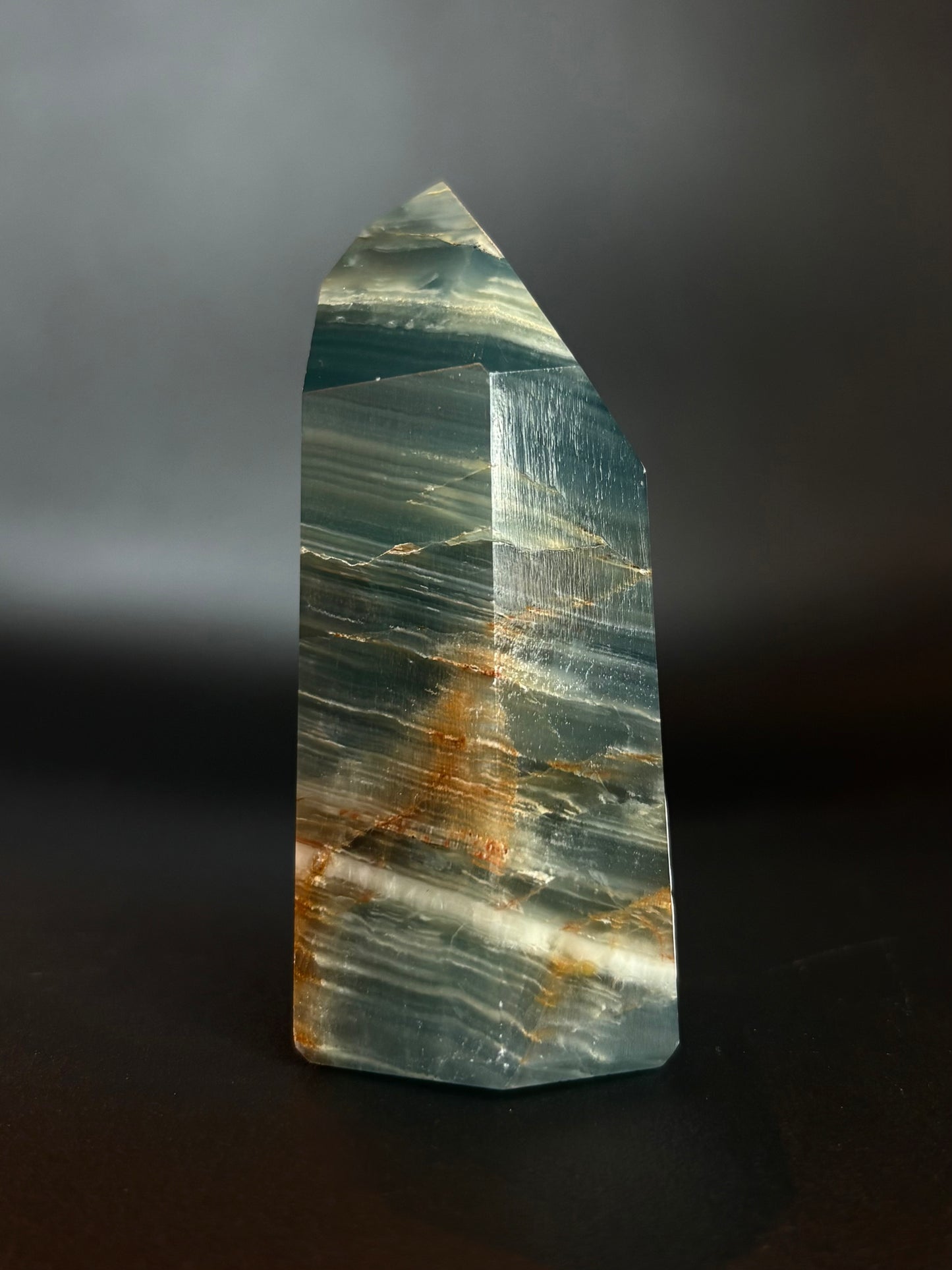 Brazilian Blue Onyx Tower : BOT06