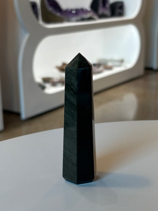 Gold Sheen Obsidian Tower : O5