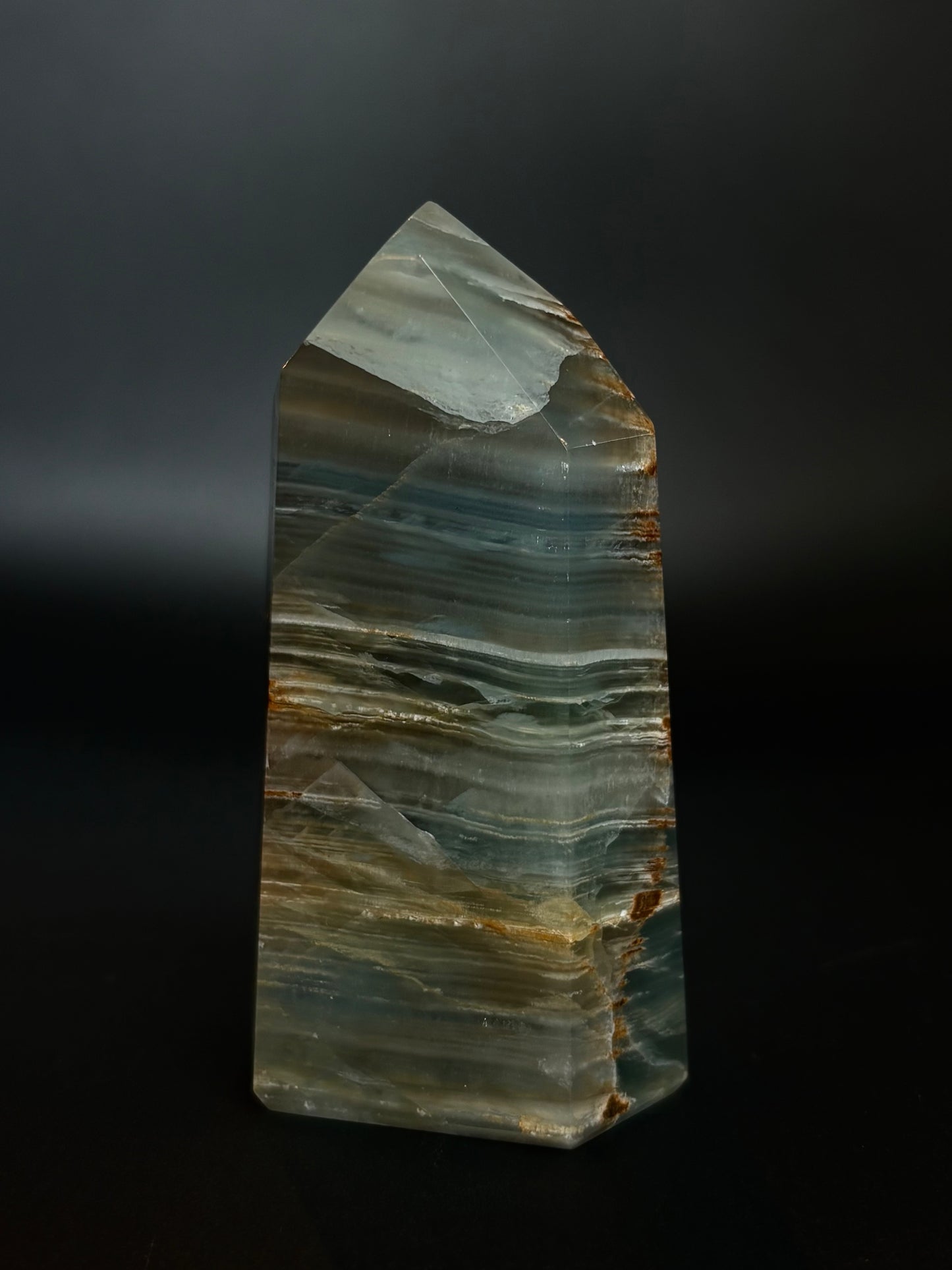 Brazilian Blue Onyx Tower : BOT03