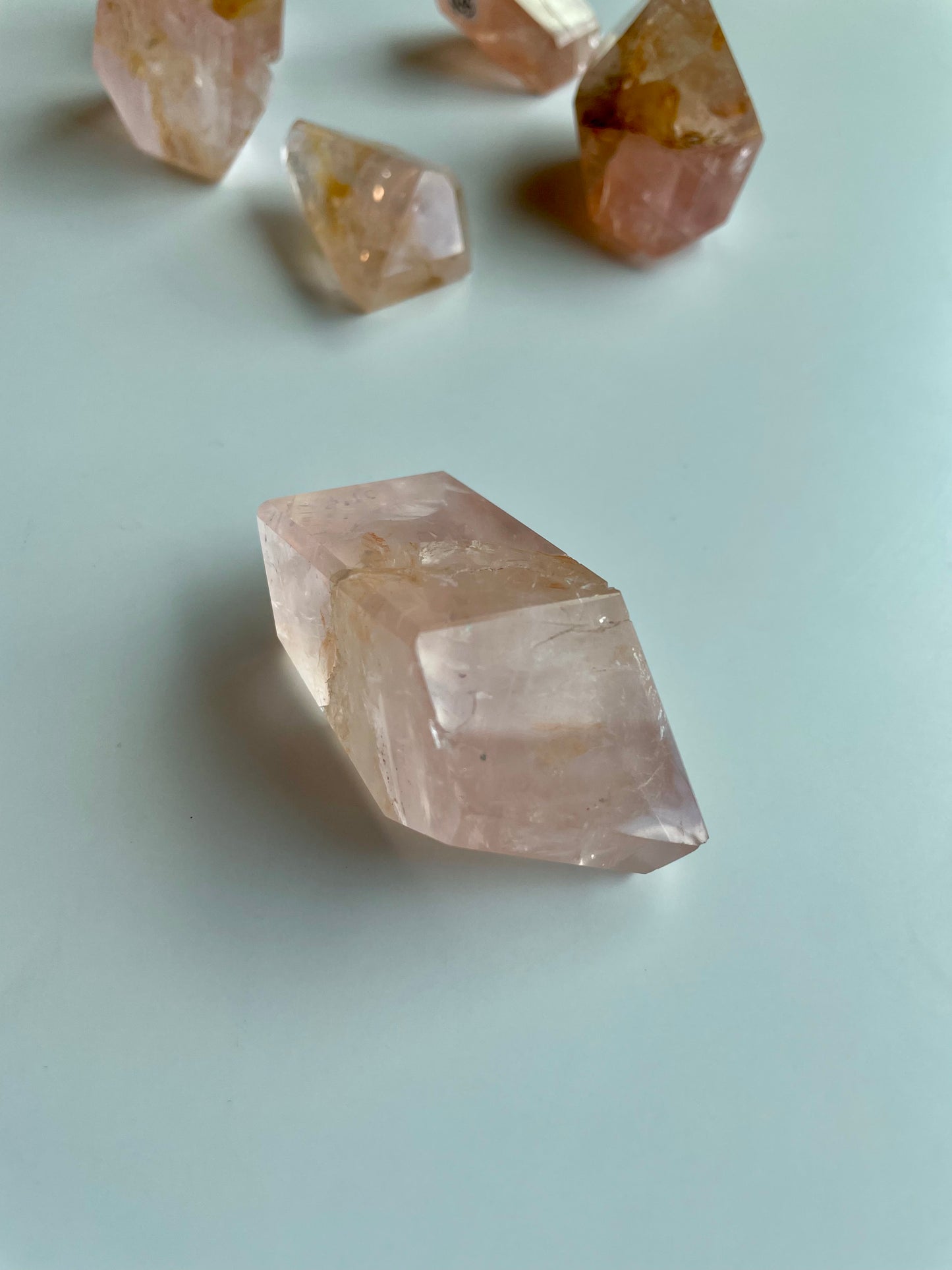 Rose quartz with golden healer – GHRQ05