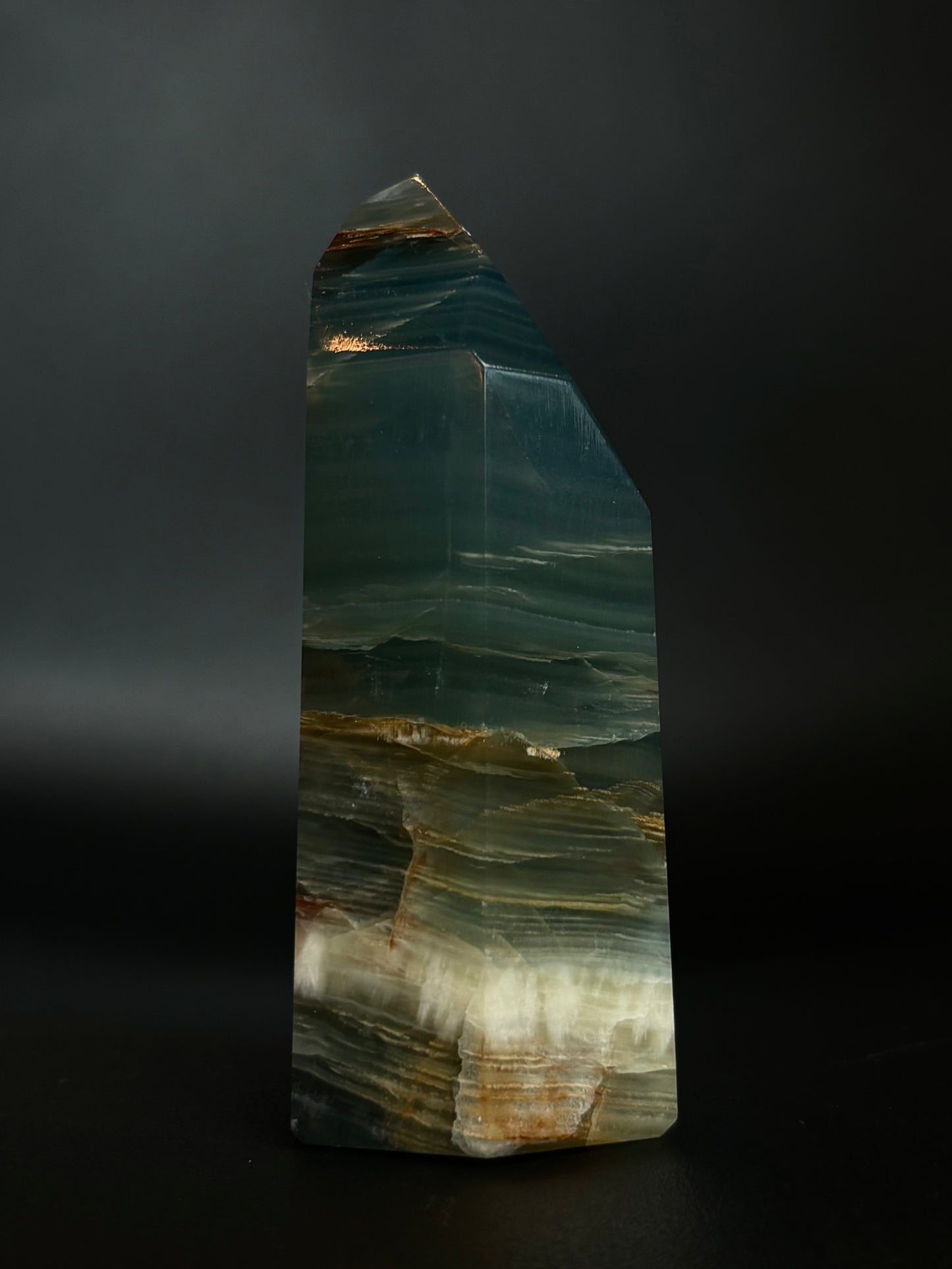 Brazilian Blue Onyx Tower : BOT07