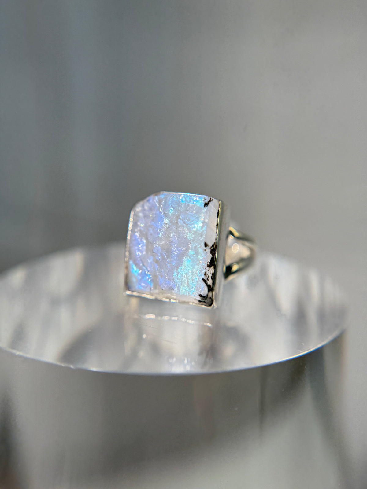 Blue Flash Moonstone Sterling Silver Ring Size 5