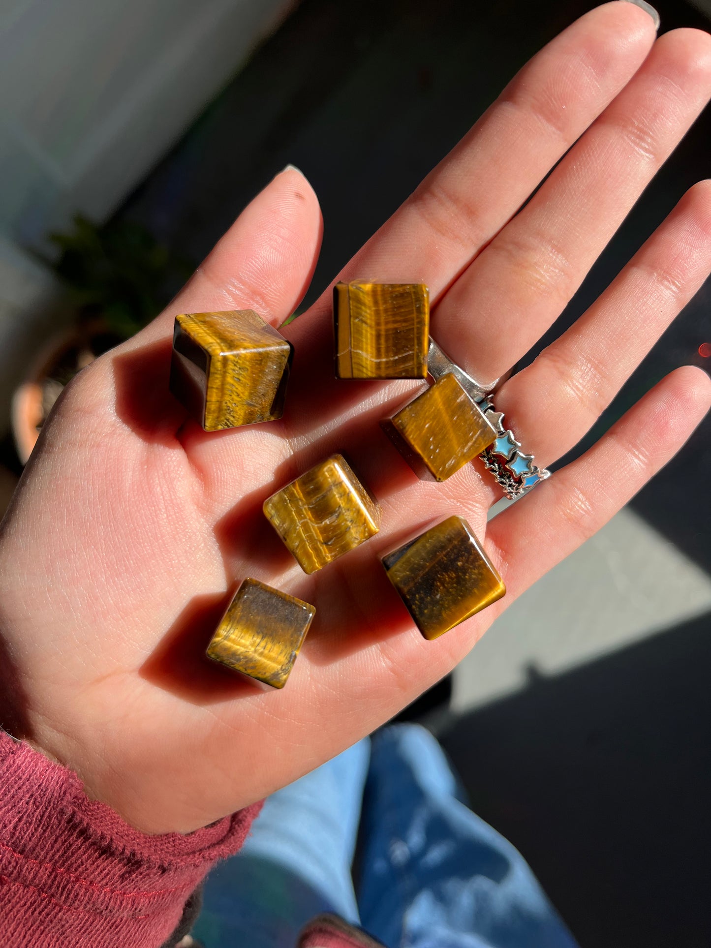 Tigers Eye Cube